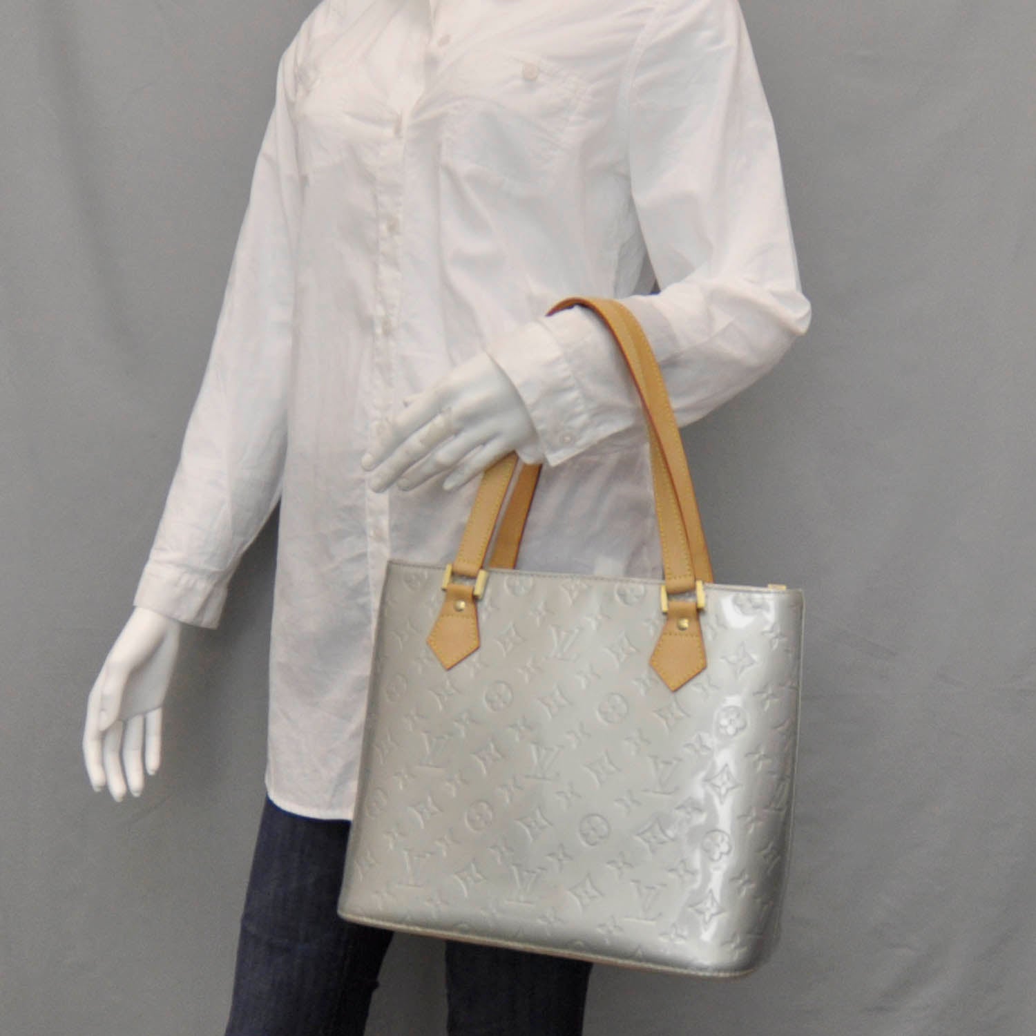 Louis Vuitton Vernis Houston Silver 2 of 7