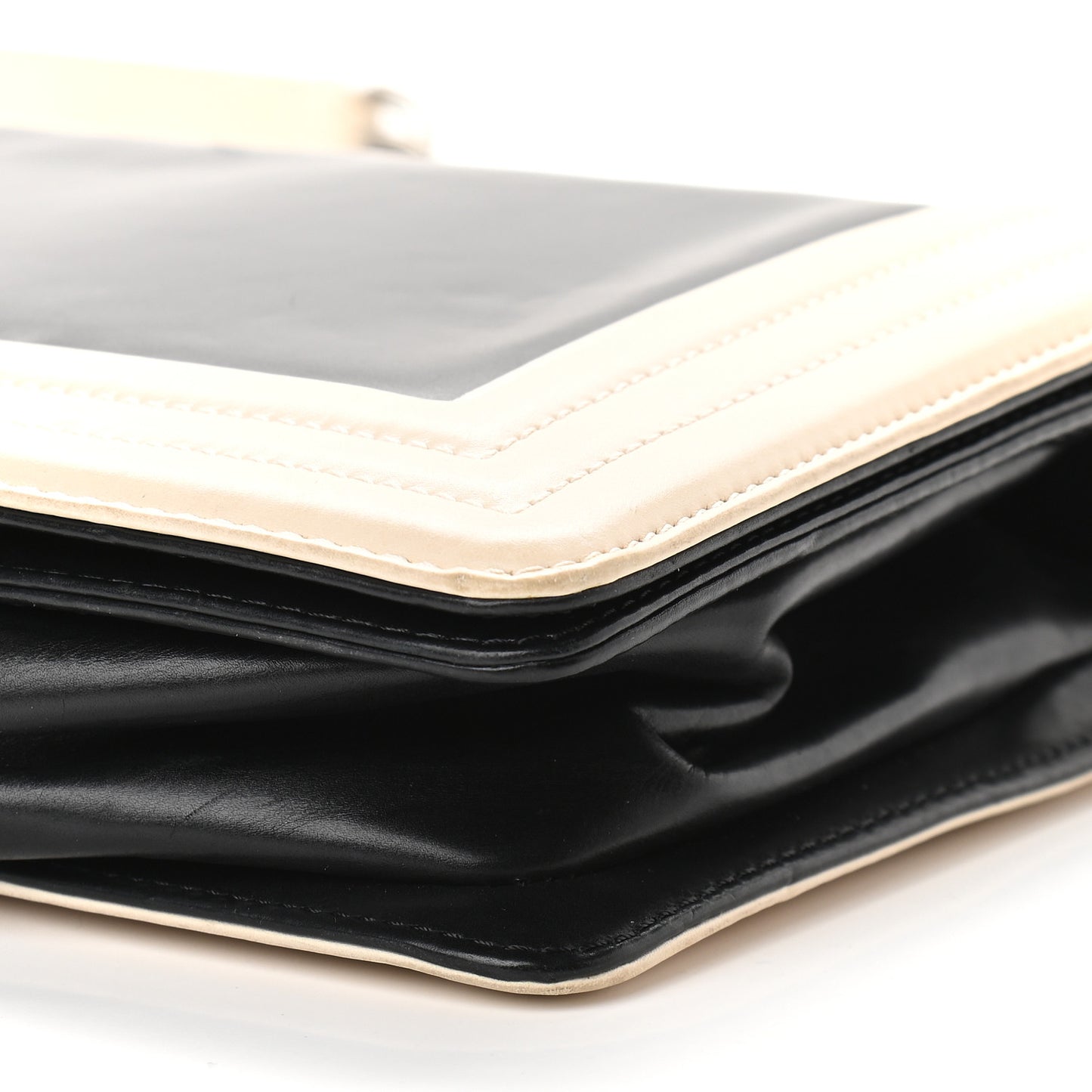 Glazed Calfskin Medium Boy Flap Black White