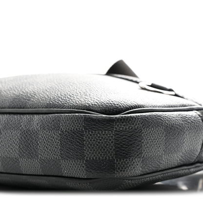 Louis Vuitton Damier Graphite Scott Messenger 9 of 9