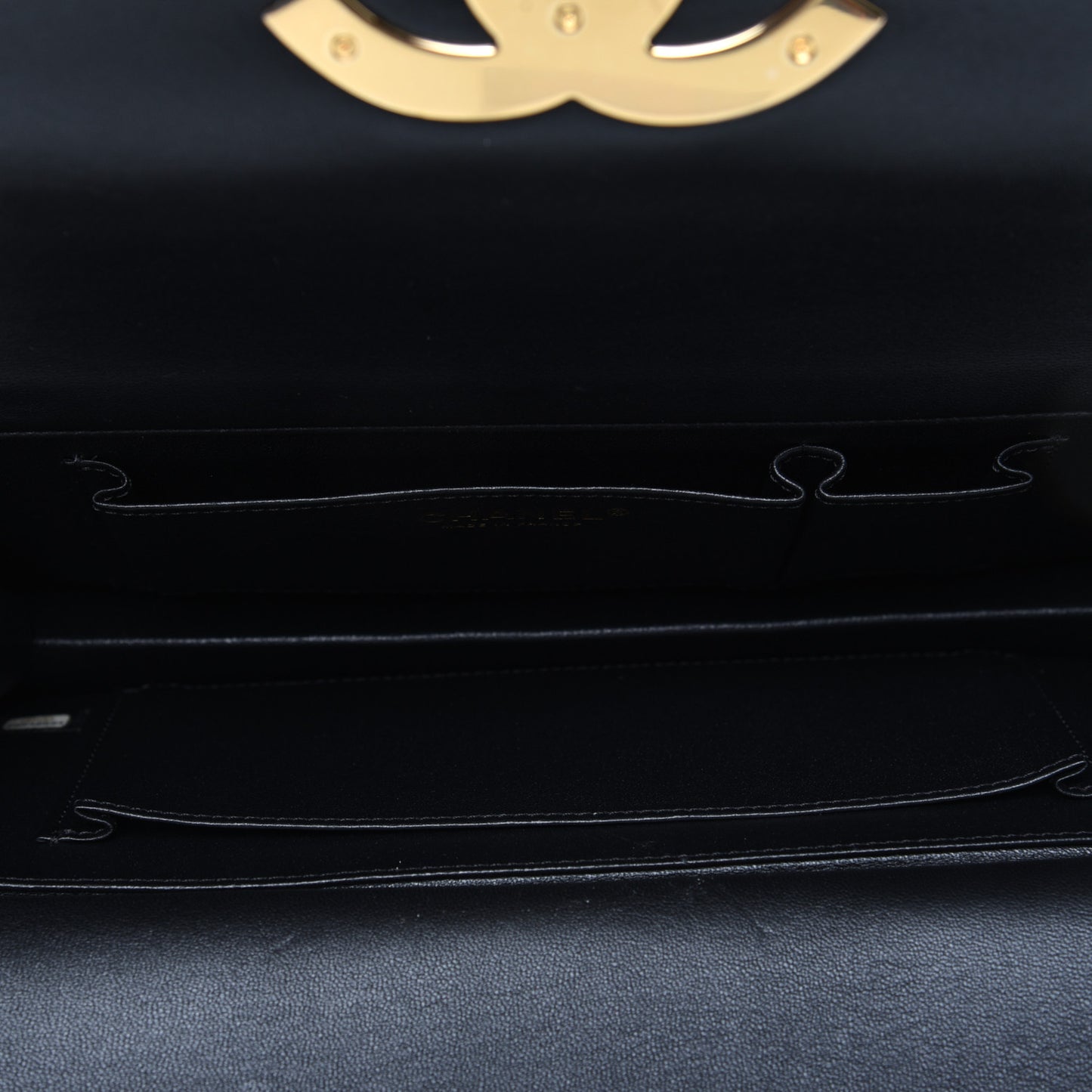 Lambskin Evening In Egypt Clutch Black