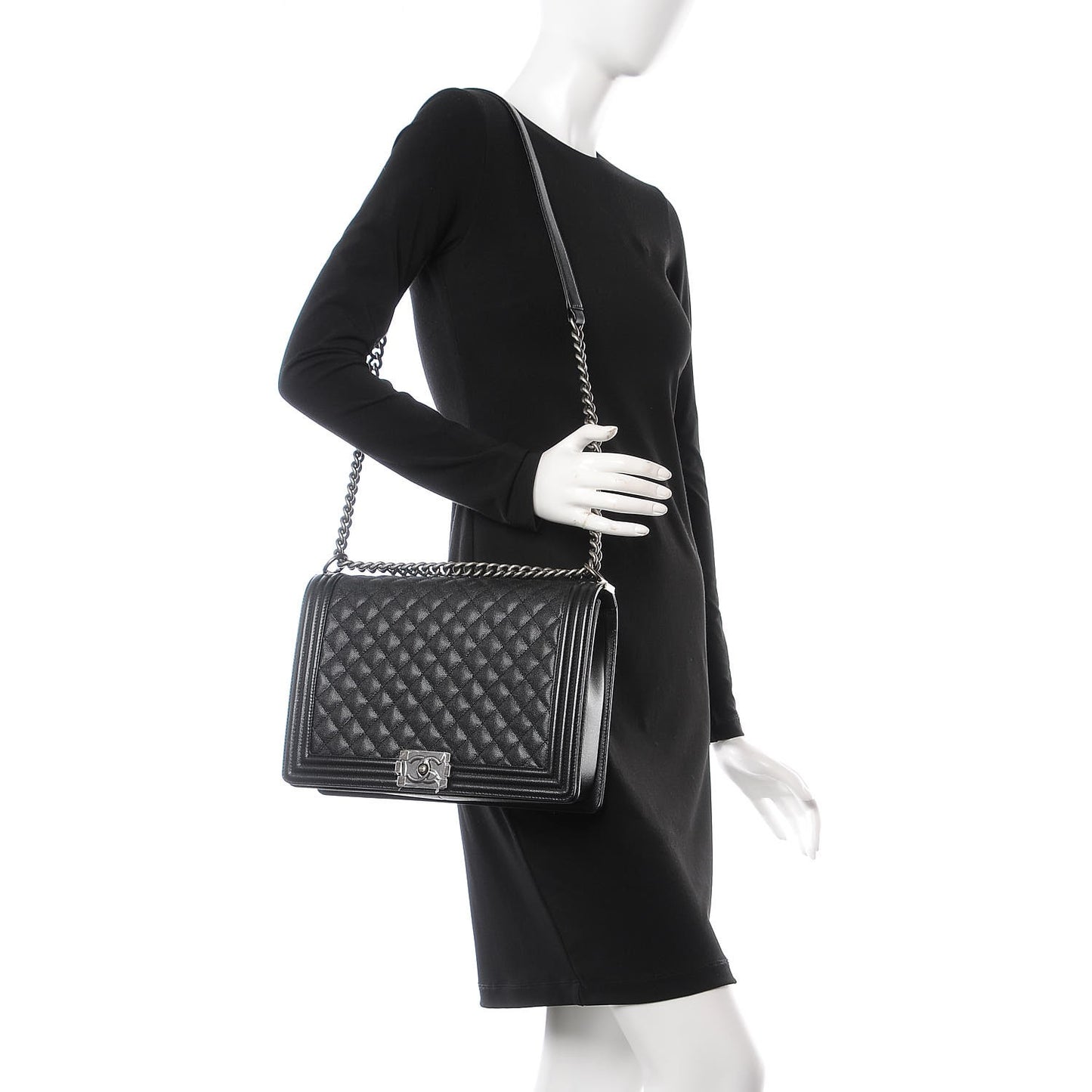 Caviar Quilted Large Boy Flap Black