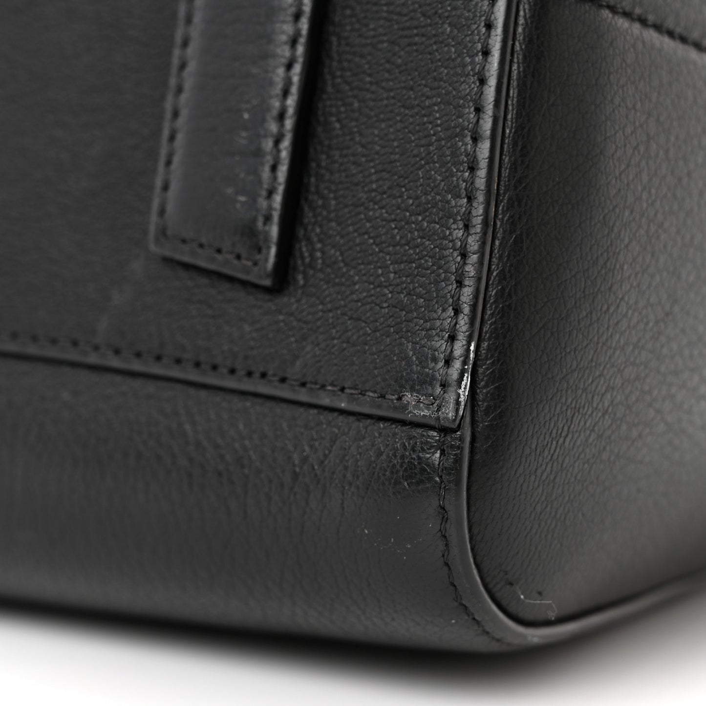 Sugar Goatskin Medium Antigona Black