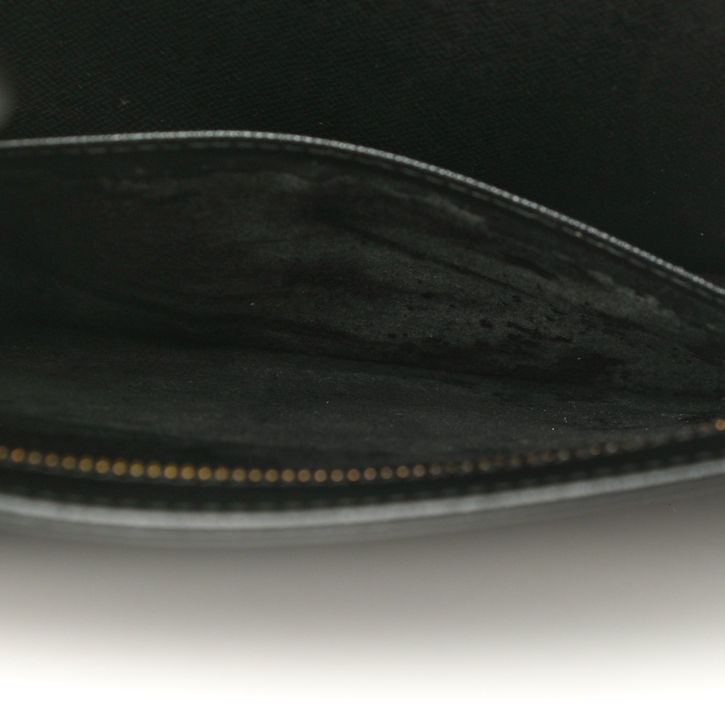 Epi Pochette Homme Clutch Black