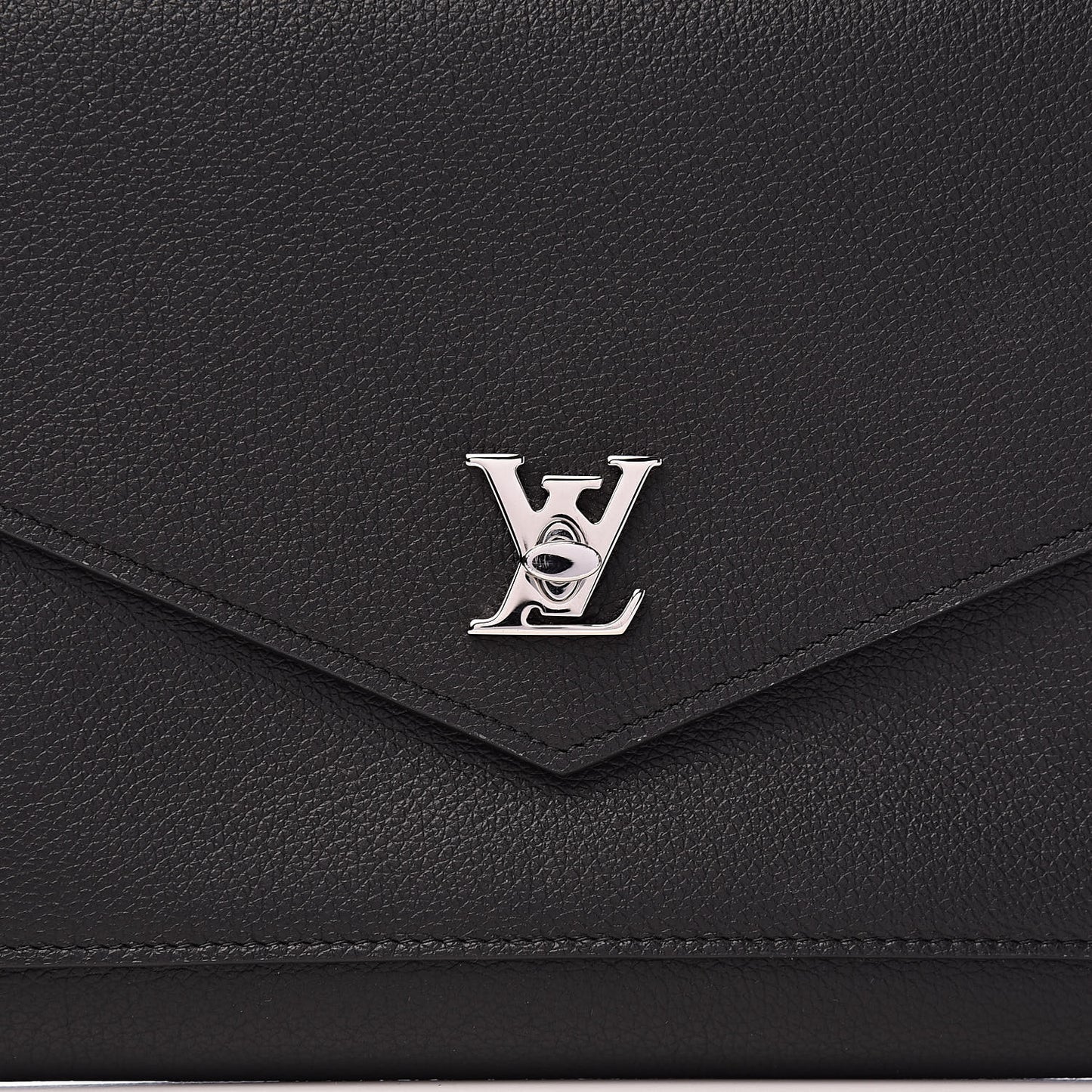 Soft Calfskin My Lockme Pochette Black