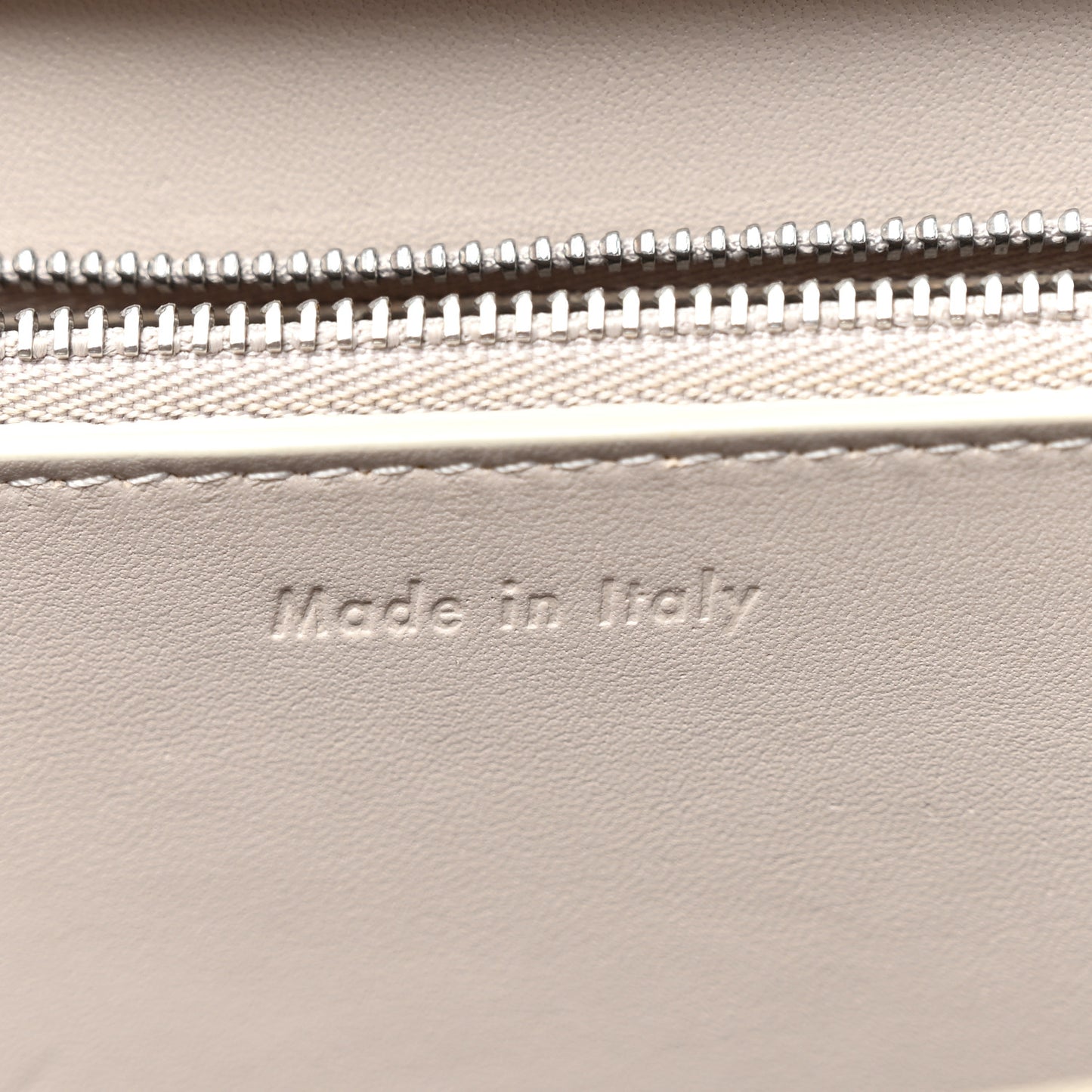 Liege Calfskin Medium Classic Box Flap Bag White