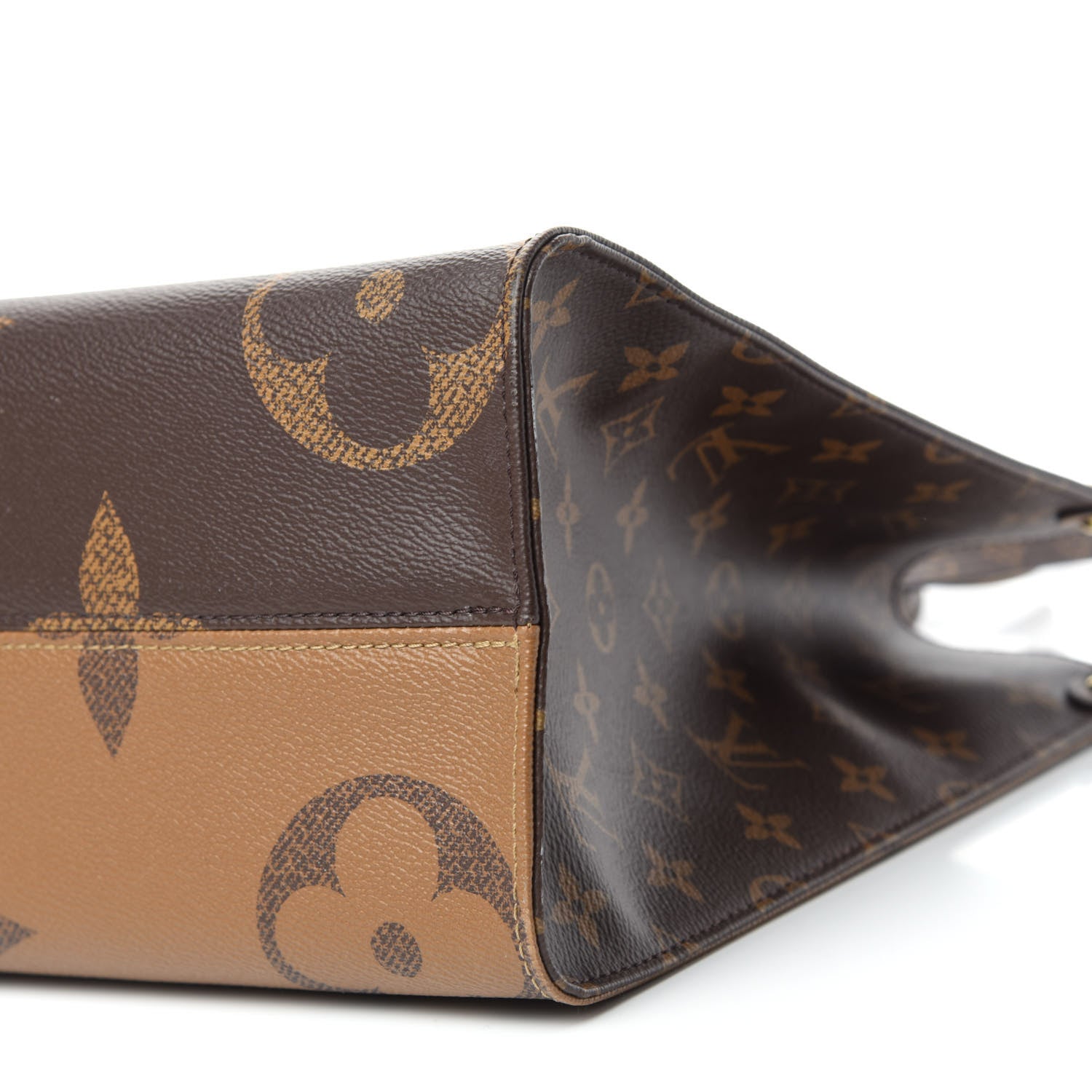 Louis Vuitton Reverse Monogram Giant Onthego MM 7 of 11