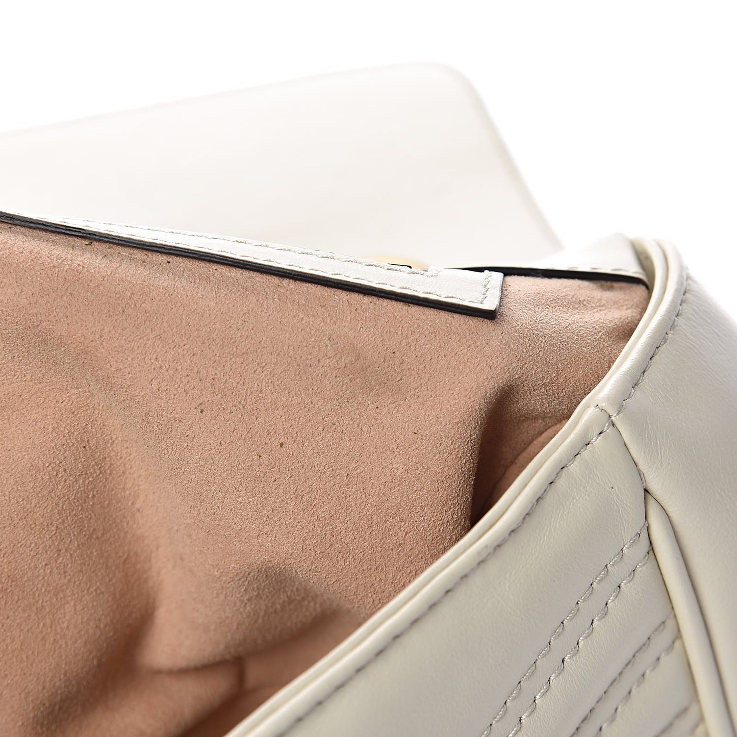 Calfskin Matelasse Small GG Marmont Shoulder Bag White