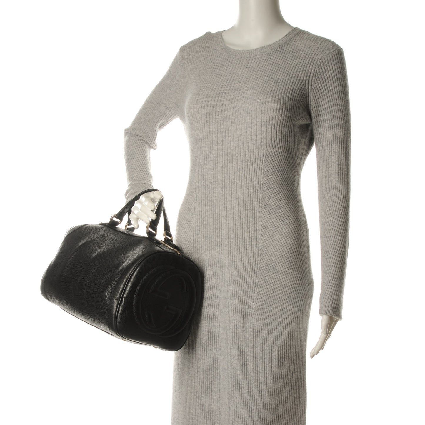 Pebbled Calfskin Medium Soho Boston Black