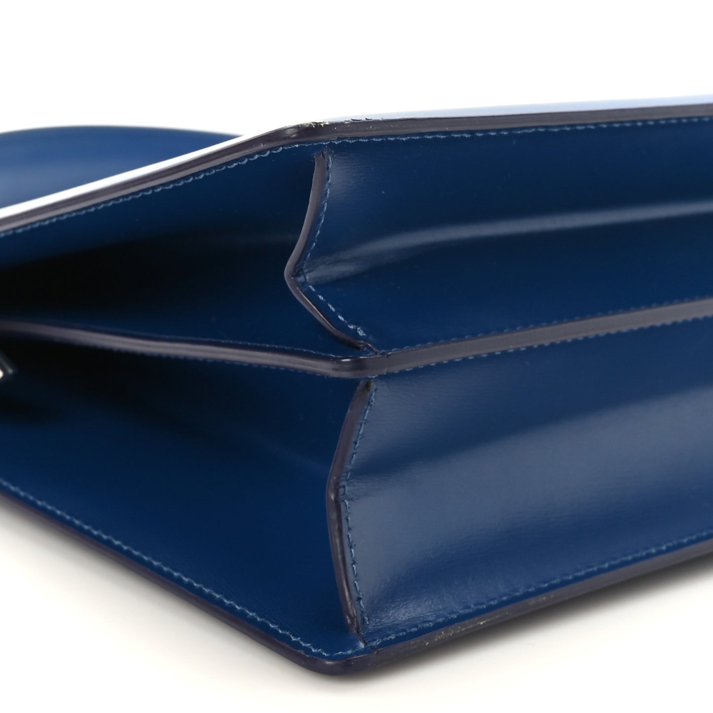 Patina Box Calfskin Medium Clasp Bag Lazuli