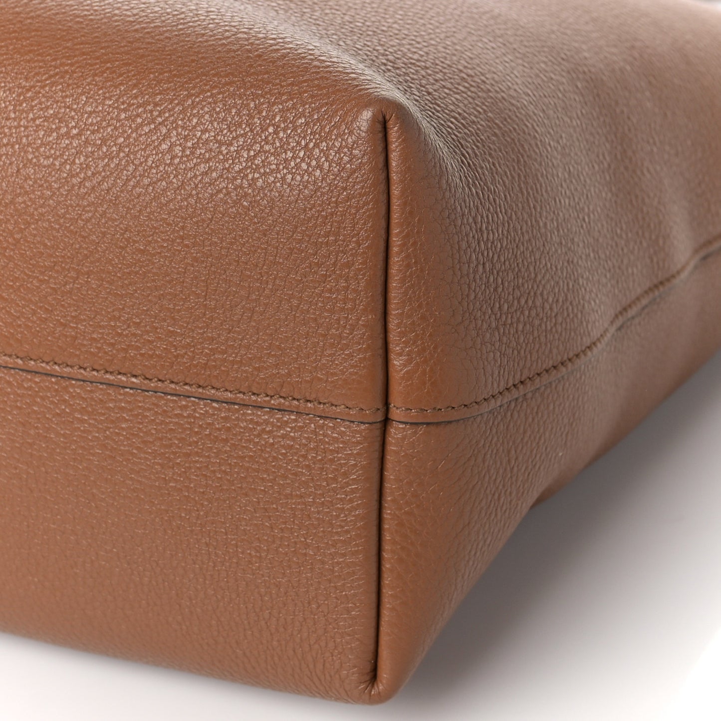 Vitello Phenix Tote Cognac