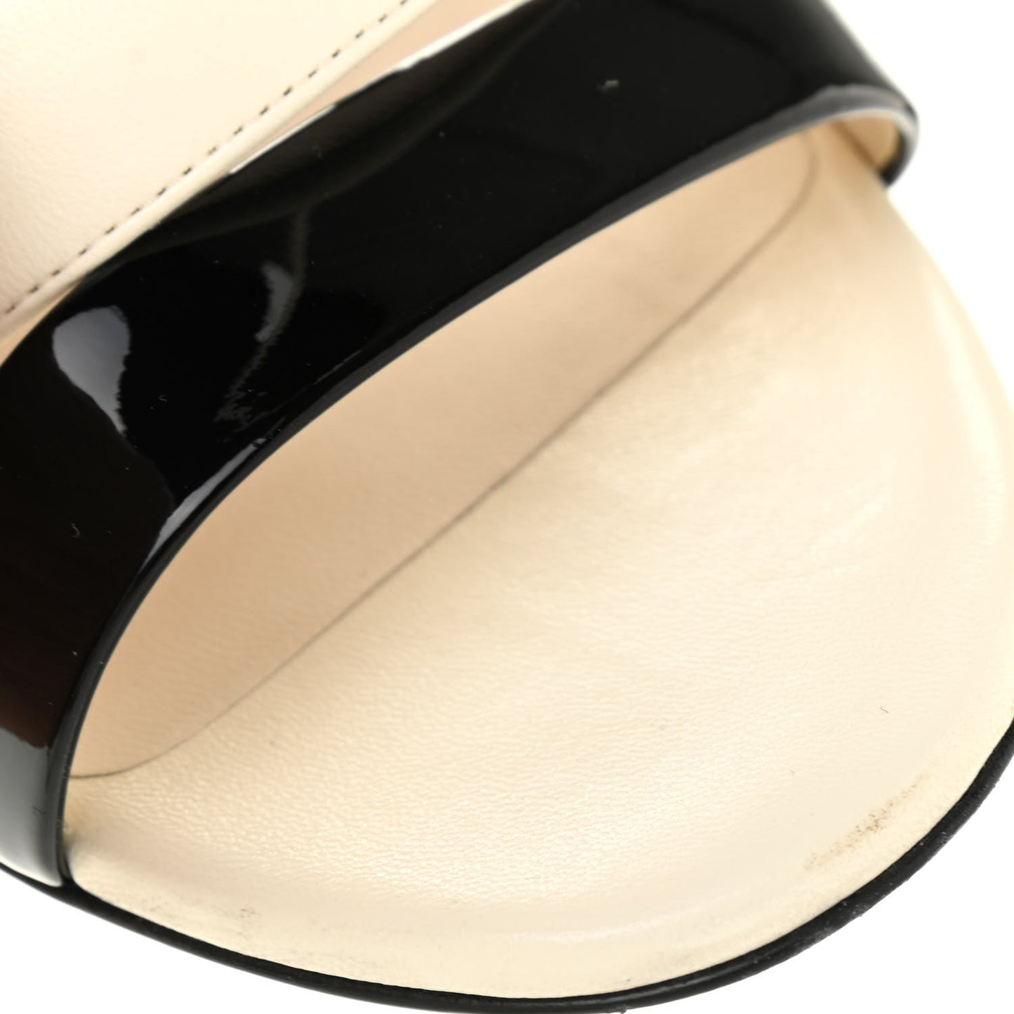 Lambskin Patent Pearl Sandals 39 White Black