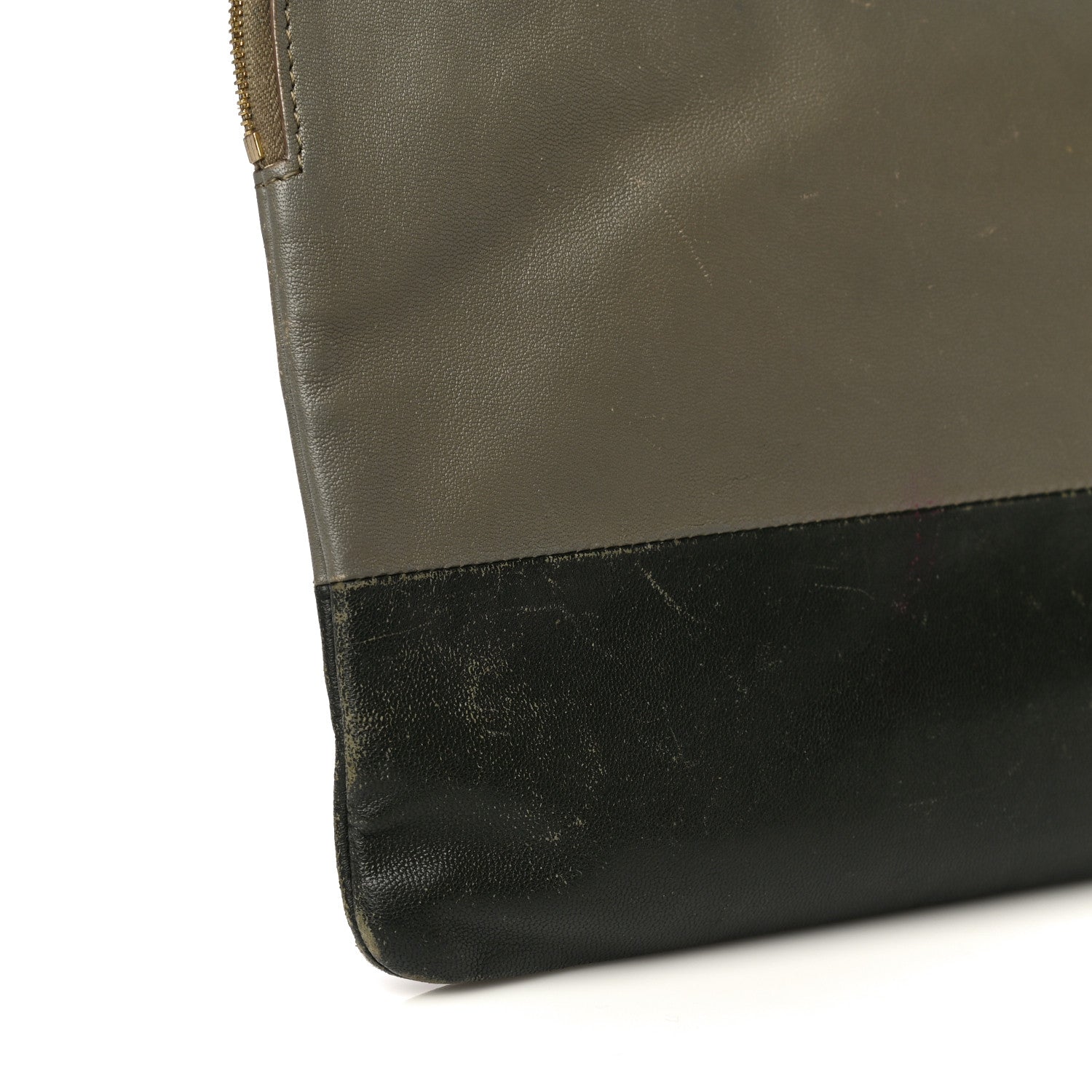 Celine Smooth Lambskin Bi-Color Solo Clutch Pouch Army Green 16 of 32