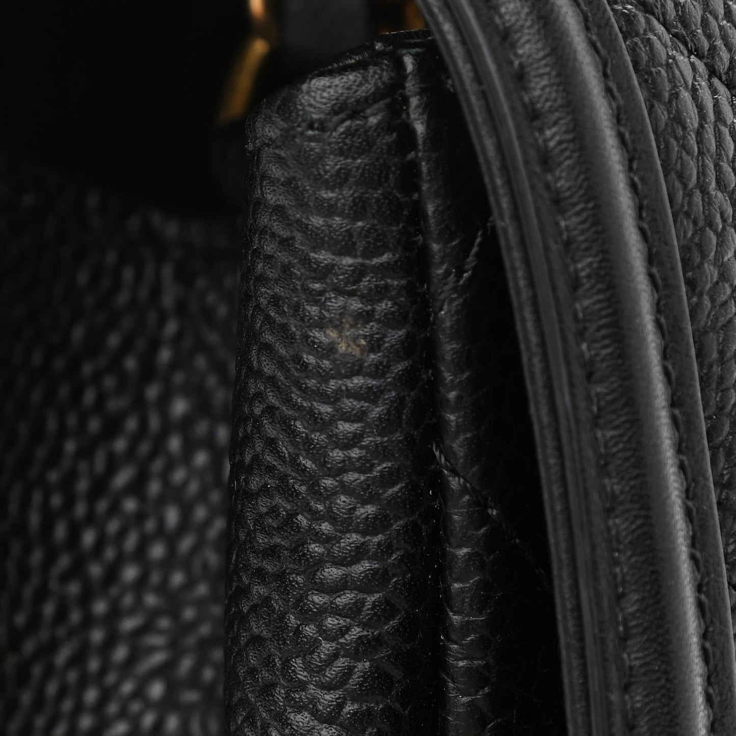 Caviar Quilted Medium CC Filigree Flap Black