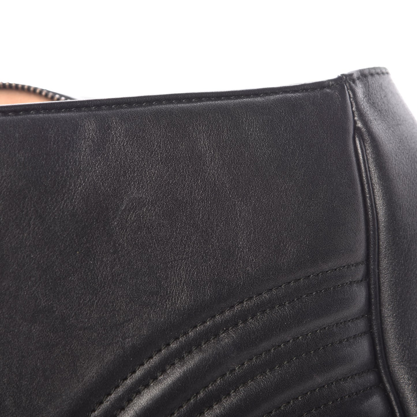 Calfskin Matelasse Medium GG Marmont Shoulder Bag Black