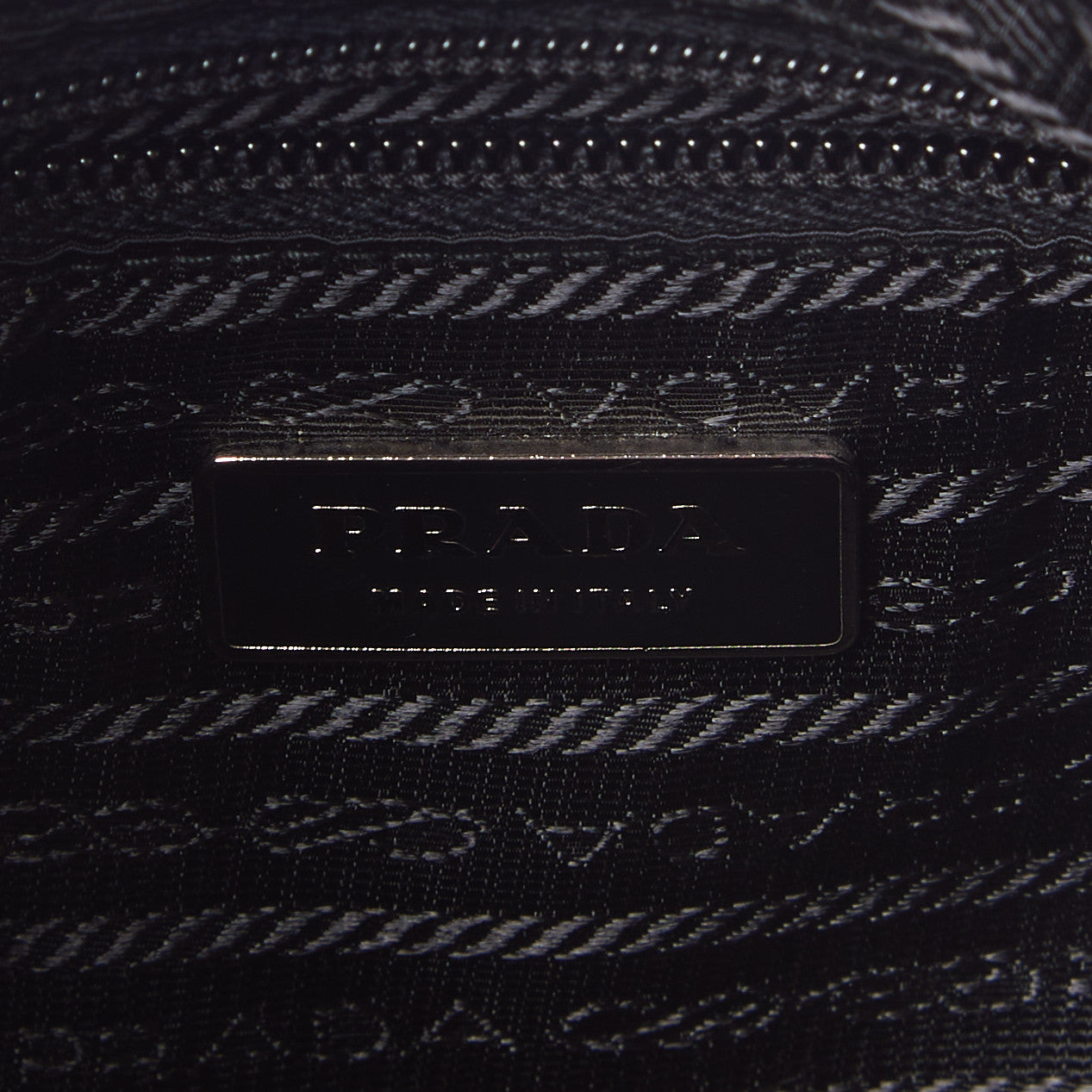 Nylon Tessuto Messenger Bag Black