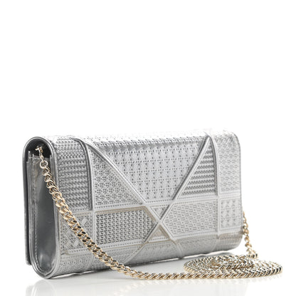 Christian Dior Metallic Patent Micro-Cannage Diorama Croisiere Chain Wallet Silver 3 of 10