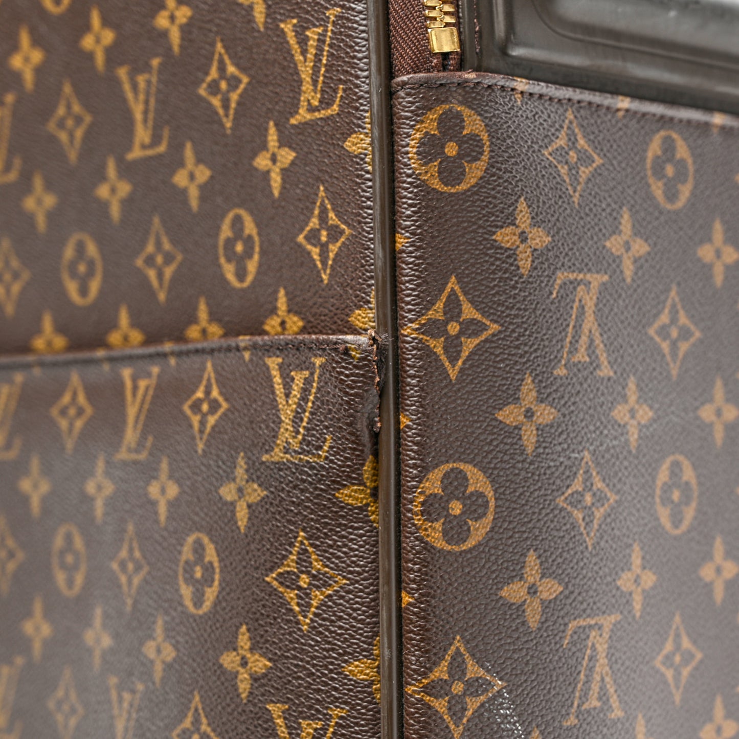 Monogram Pegase 65