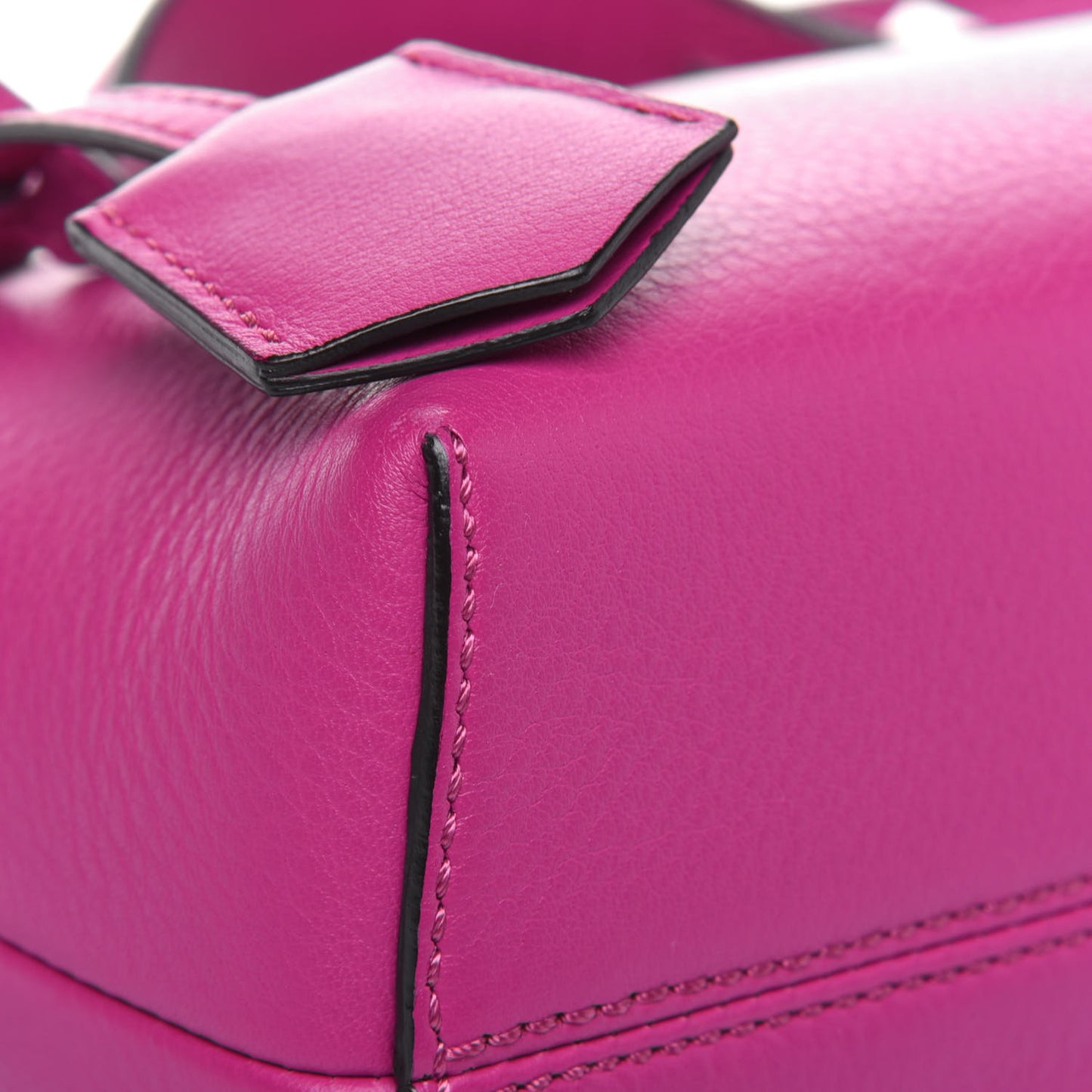 Vitello Dolce Mini By The Way Boston Bag Magenta