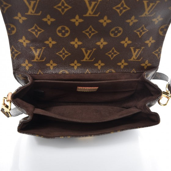 Monogram Pochette Metis