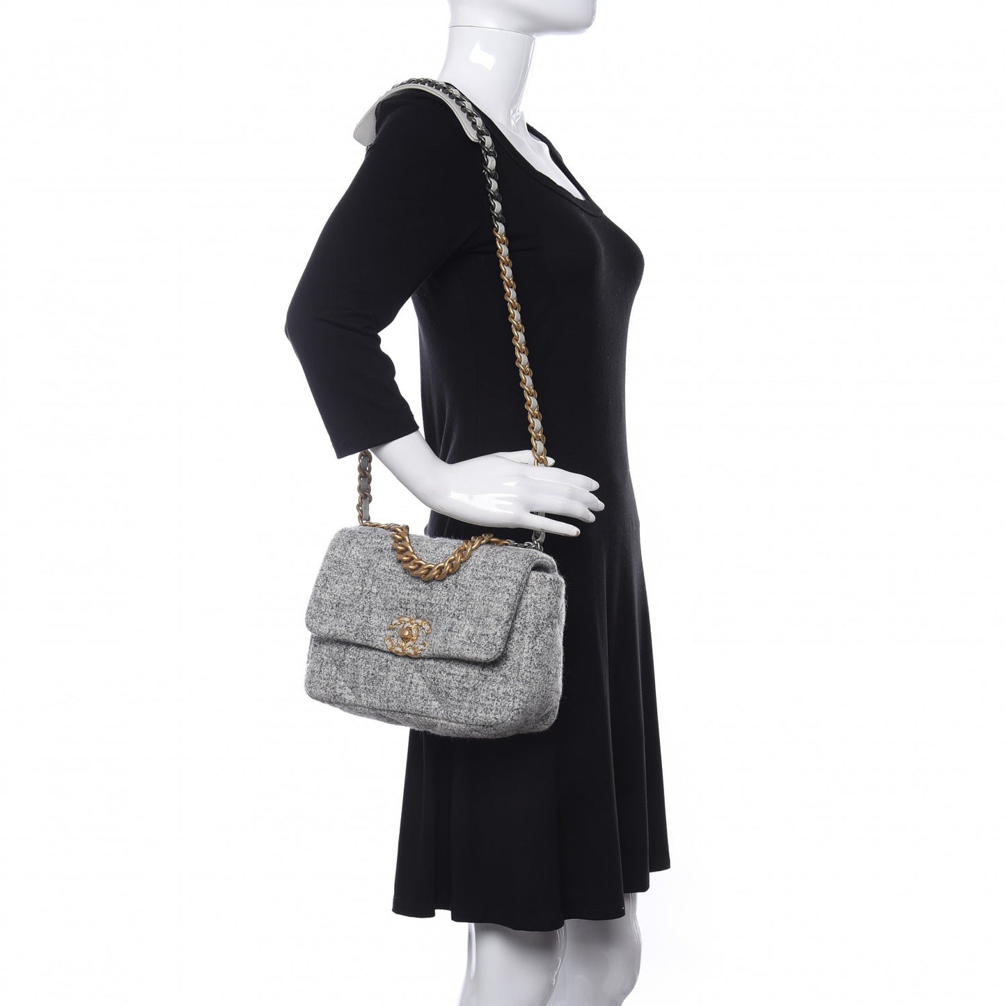 Tweed Quilted Medium Chanel 19 Flap Grey Ecru