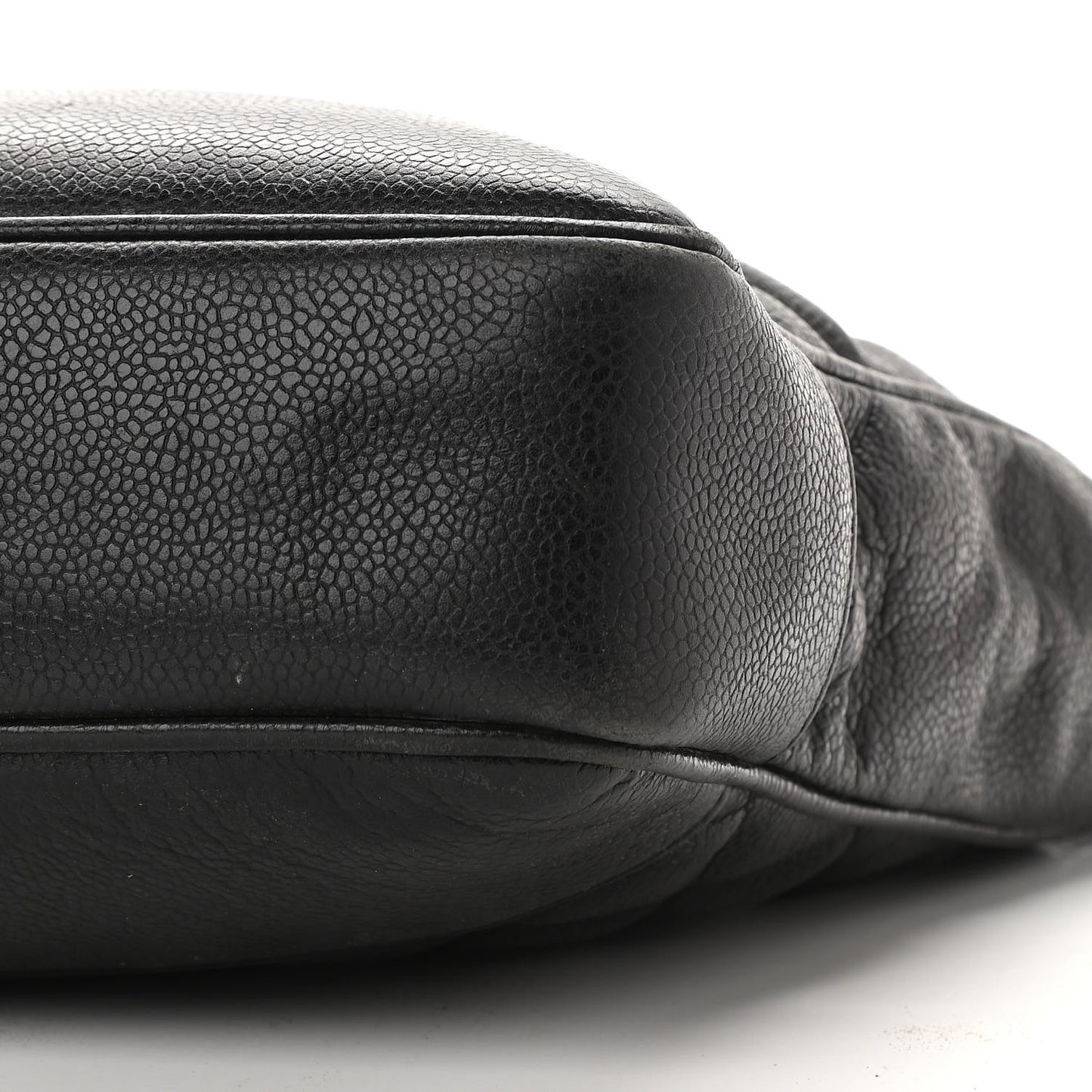 Caviar Quilted Shoulder Bag Black
