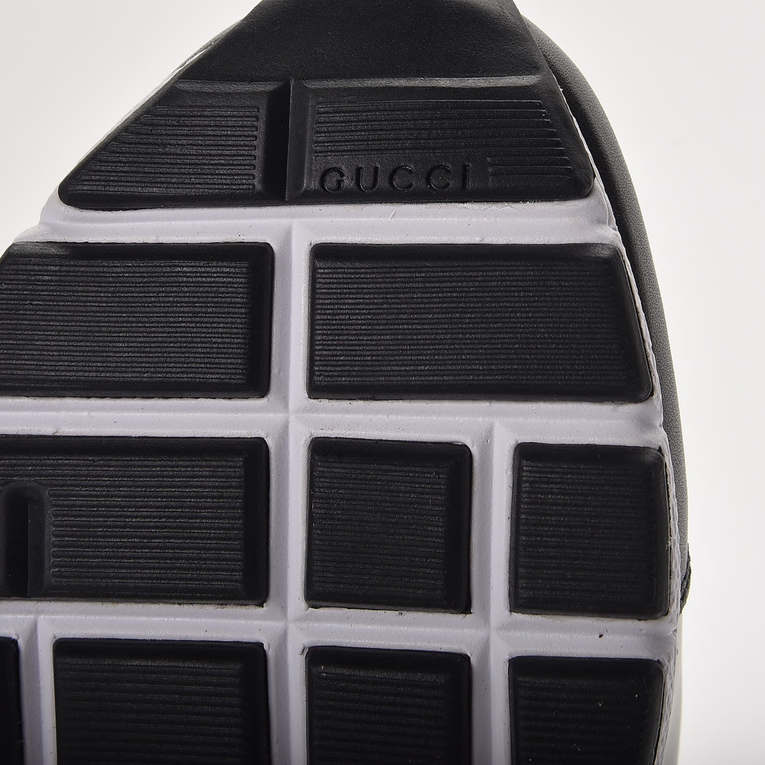 Gucci Calfskin Womens Interlocking G Sneakers 37 Black White 6 of 9
