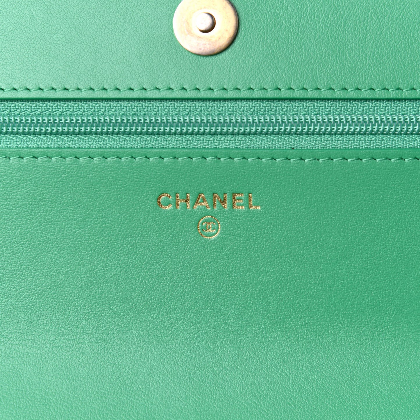 Shiny Lambskin Quilted Chanel 19 Wallet On Chain WOC Green