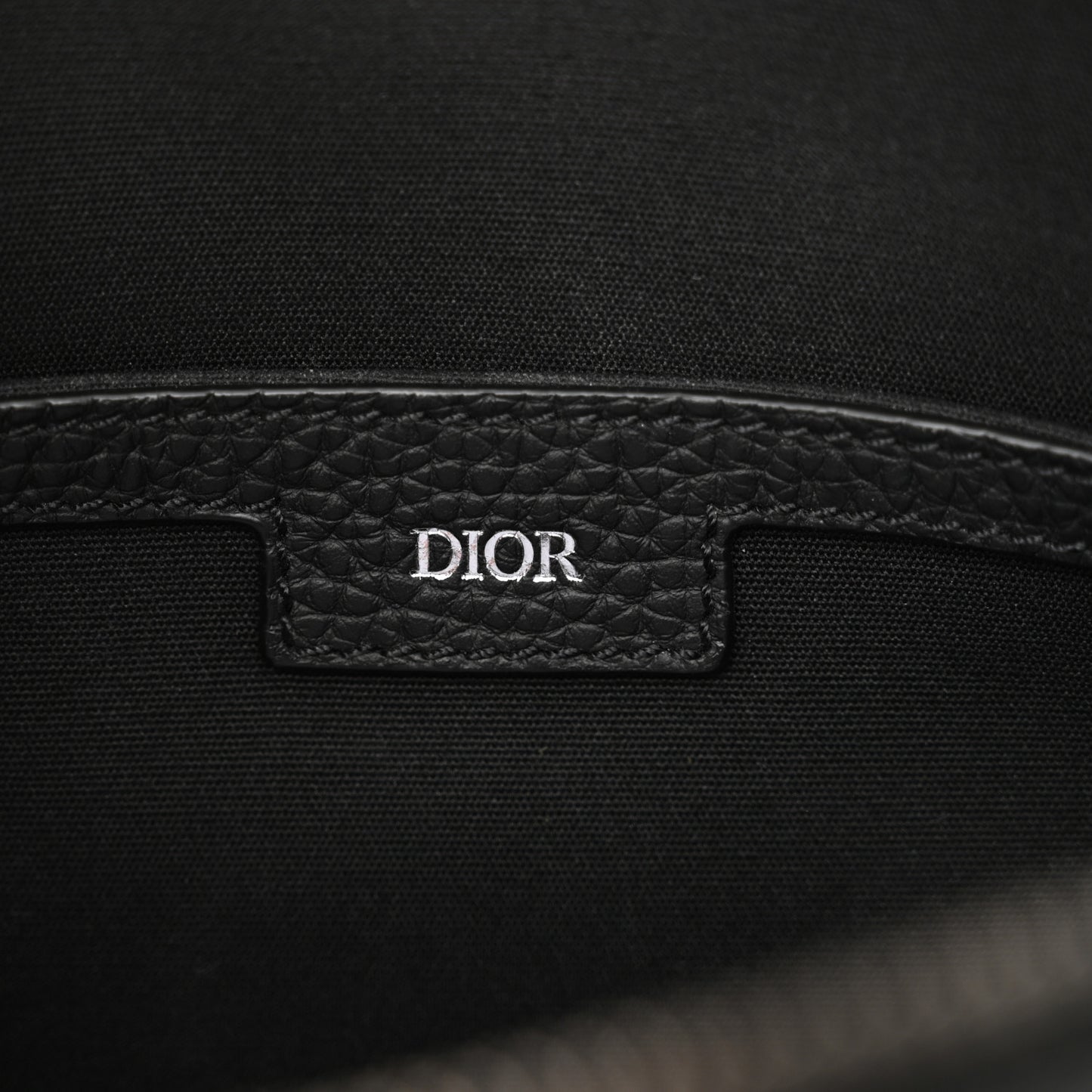 Grained Calfskin Embossed Dior Gravity Rider Zipped 2.0 Messenger Black