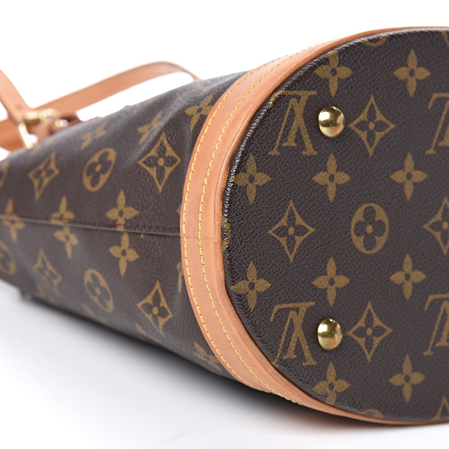 Monogram Petit Bucket 23