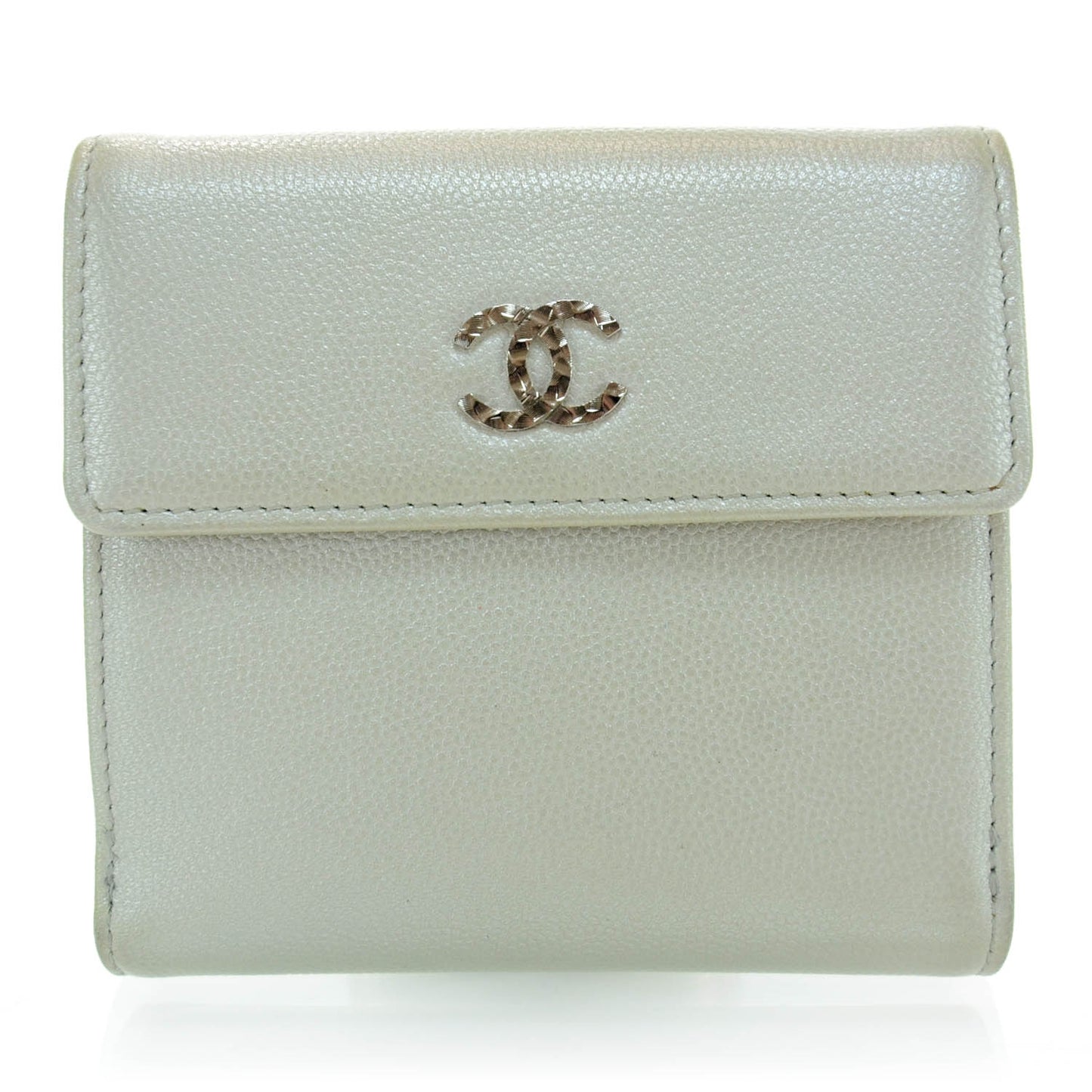 Caviar Billfold Wallet Pearl
