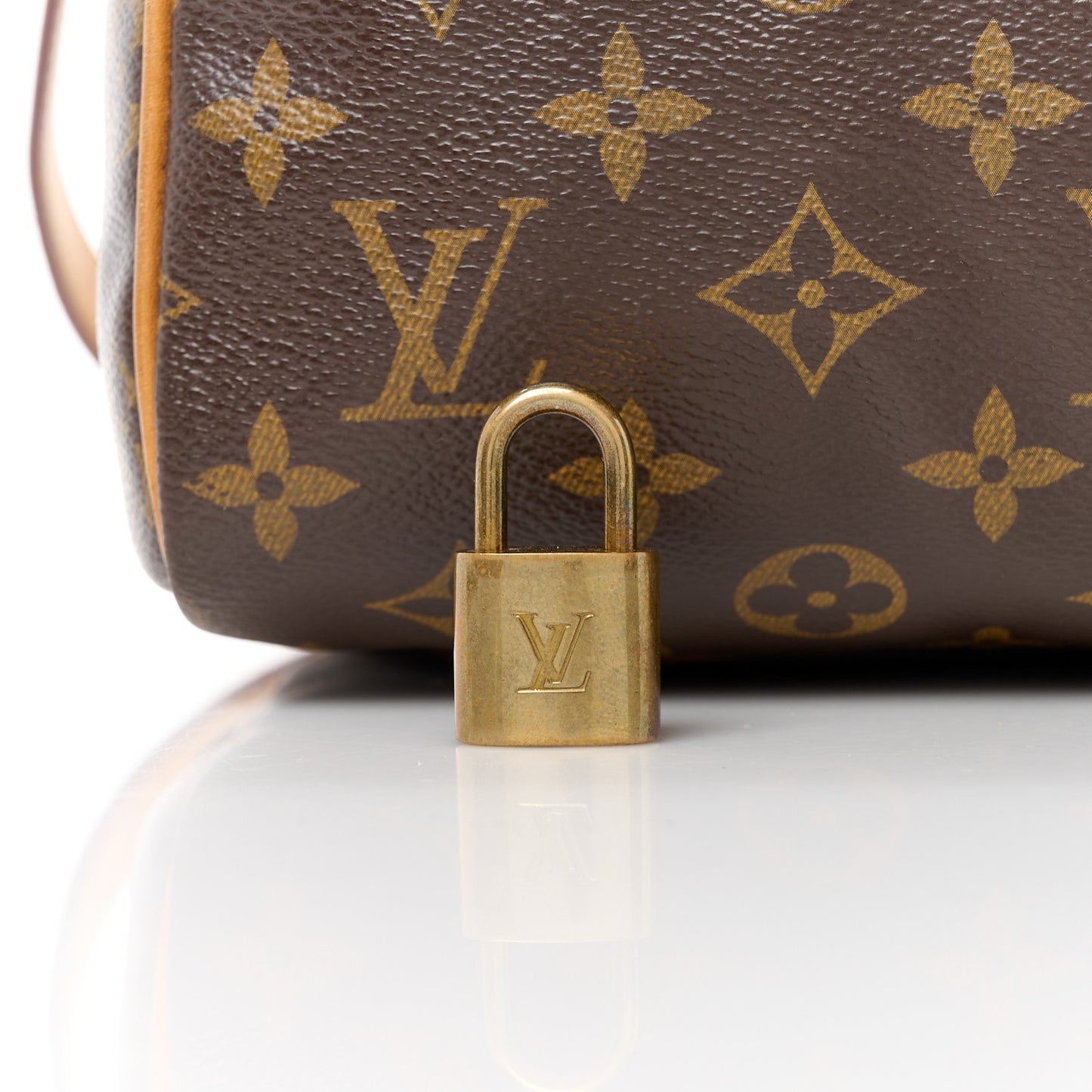 LOUIS VUITTON Monogram Speedy Bandouliere 30