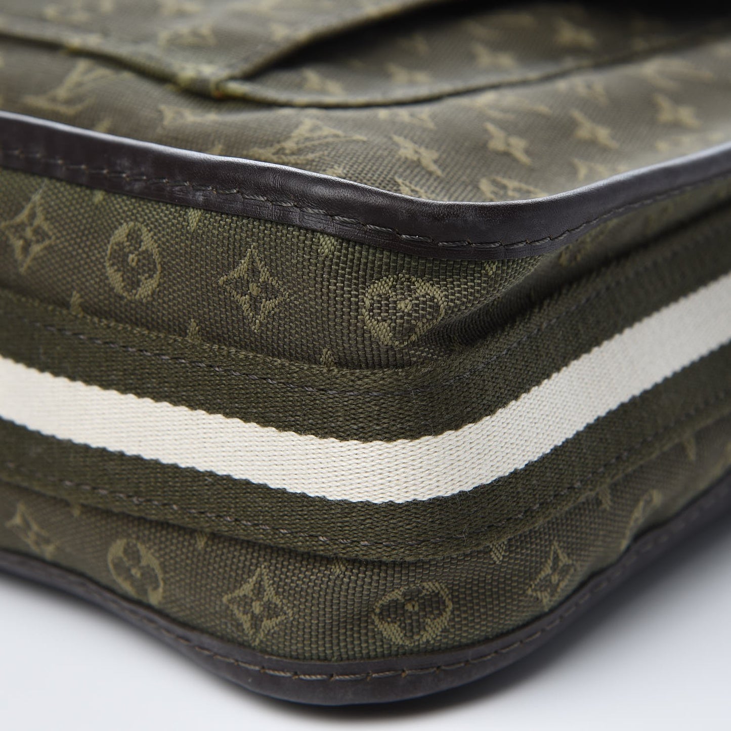 Mini Monogram Besace Mary Kate Kaki