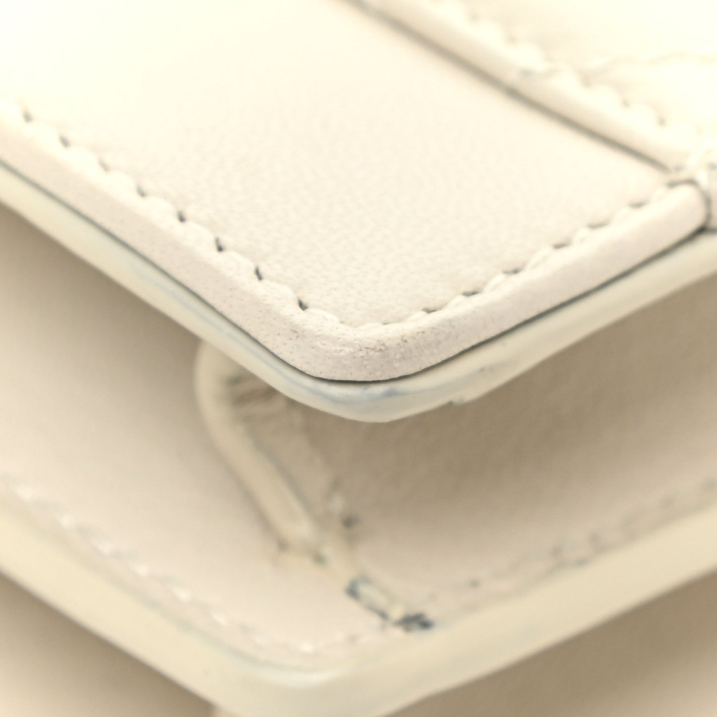 Lambskin Quilted Mini Gaby Satchel Blanc Vintage