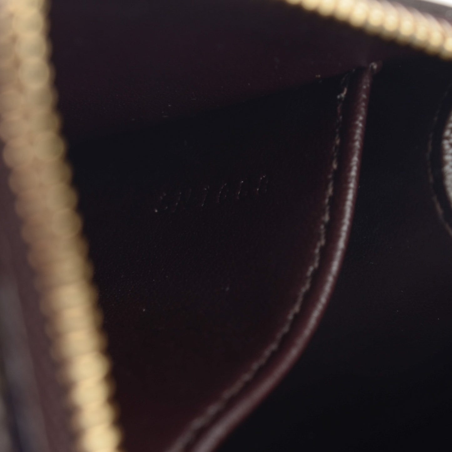 Vernis Trousse Cosmetic Pouch Amarante