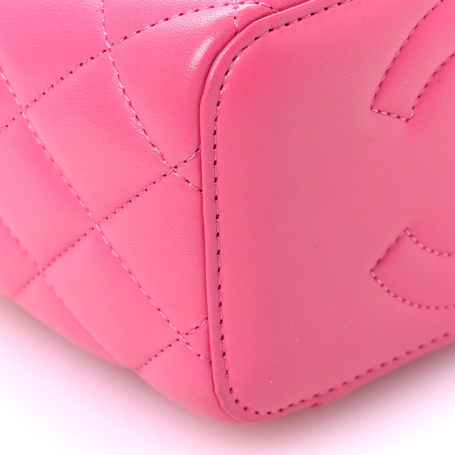 Chanel Lambskin Enamel Quilted Small Coco Hearts Vanity Case With Chain Pink 10 of 12