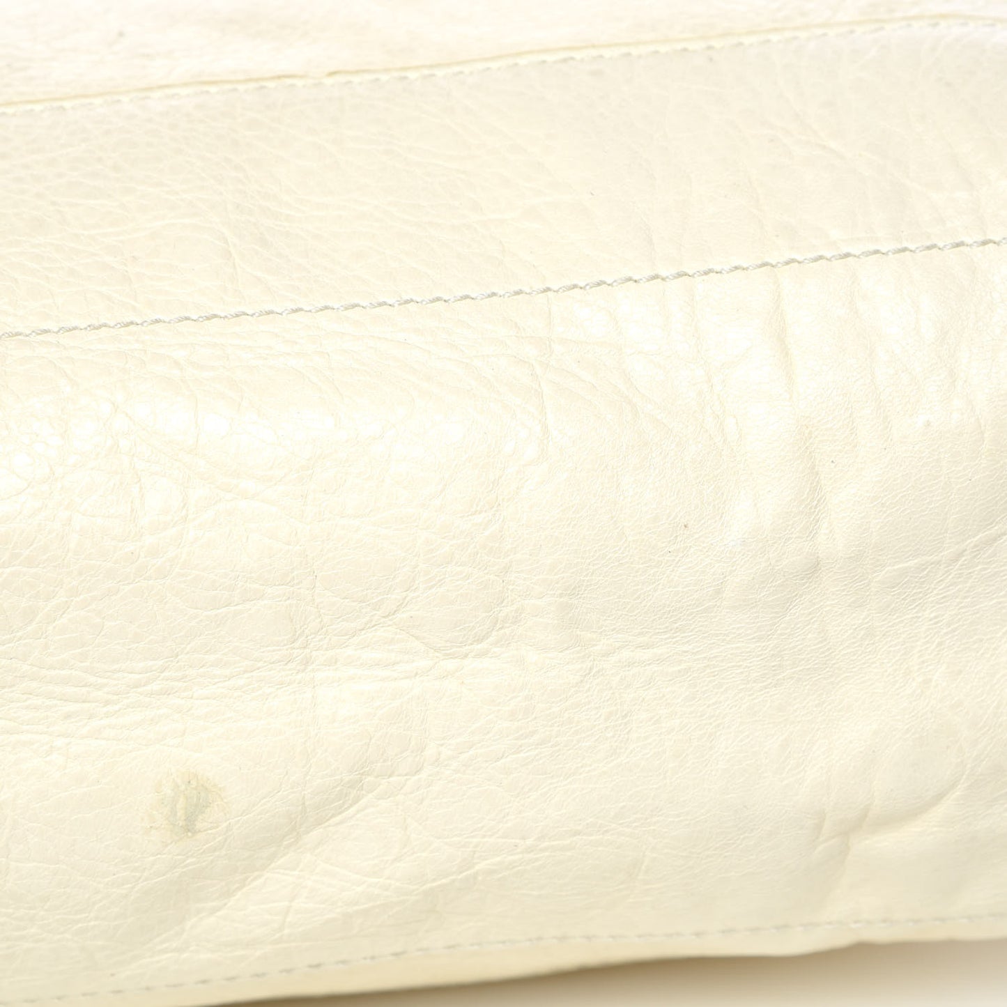 Agneau Day Messenger White