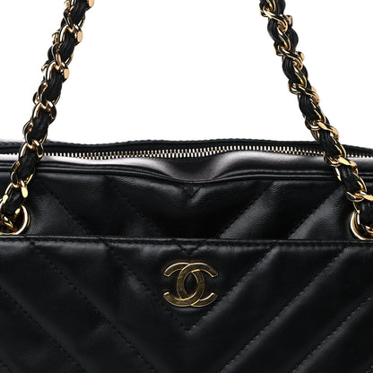 Chanel Lambskin Chevron Quilted Camera Case Black 8 of 15
