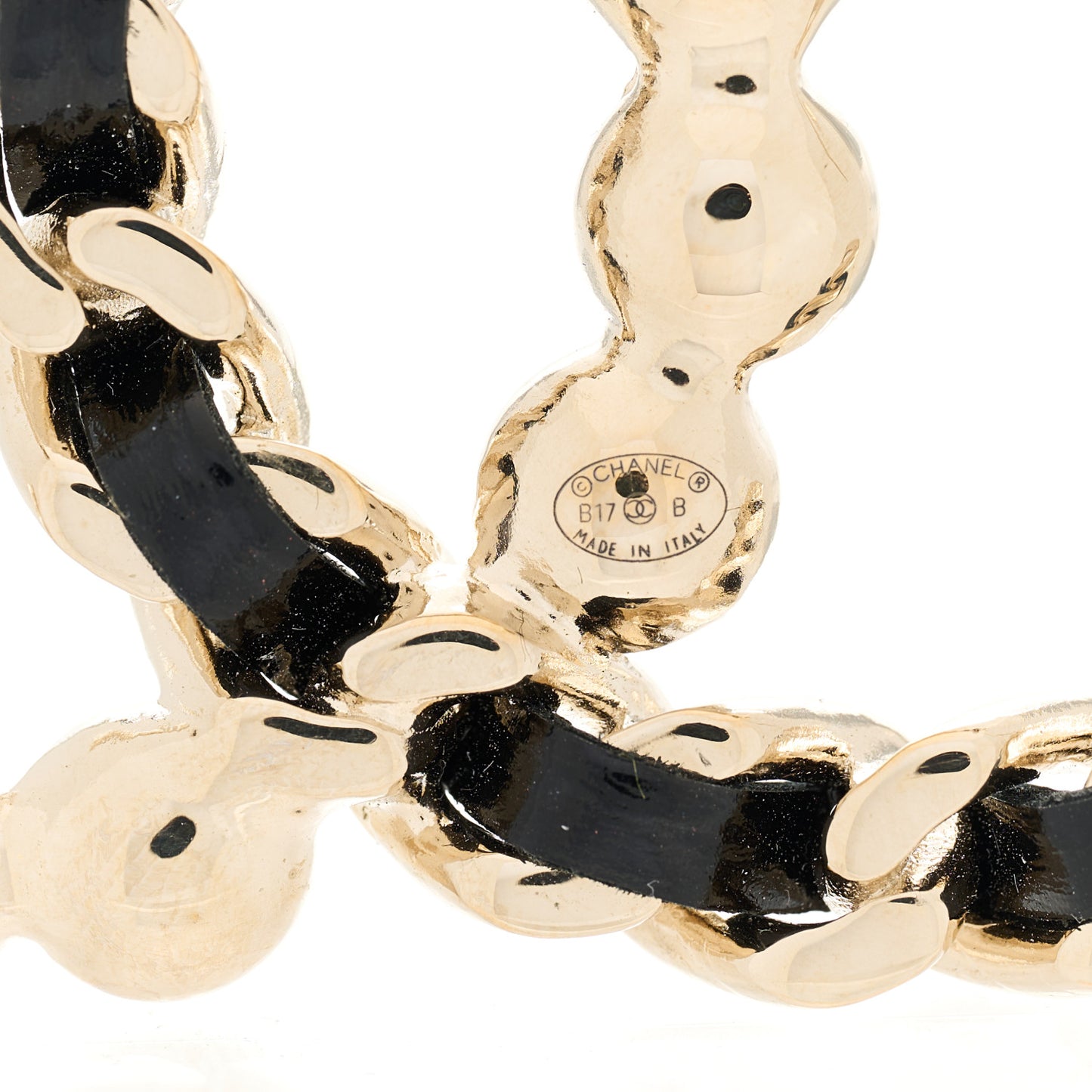 Lambskin Pearl CC Chain Brooch Black Gold