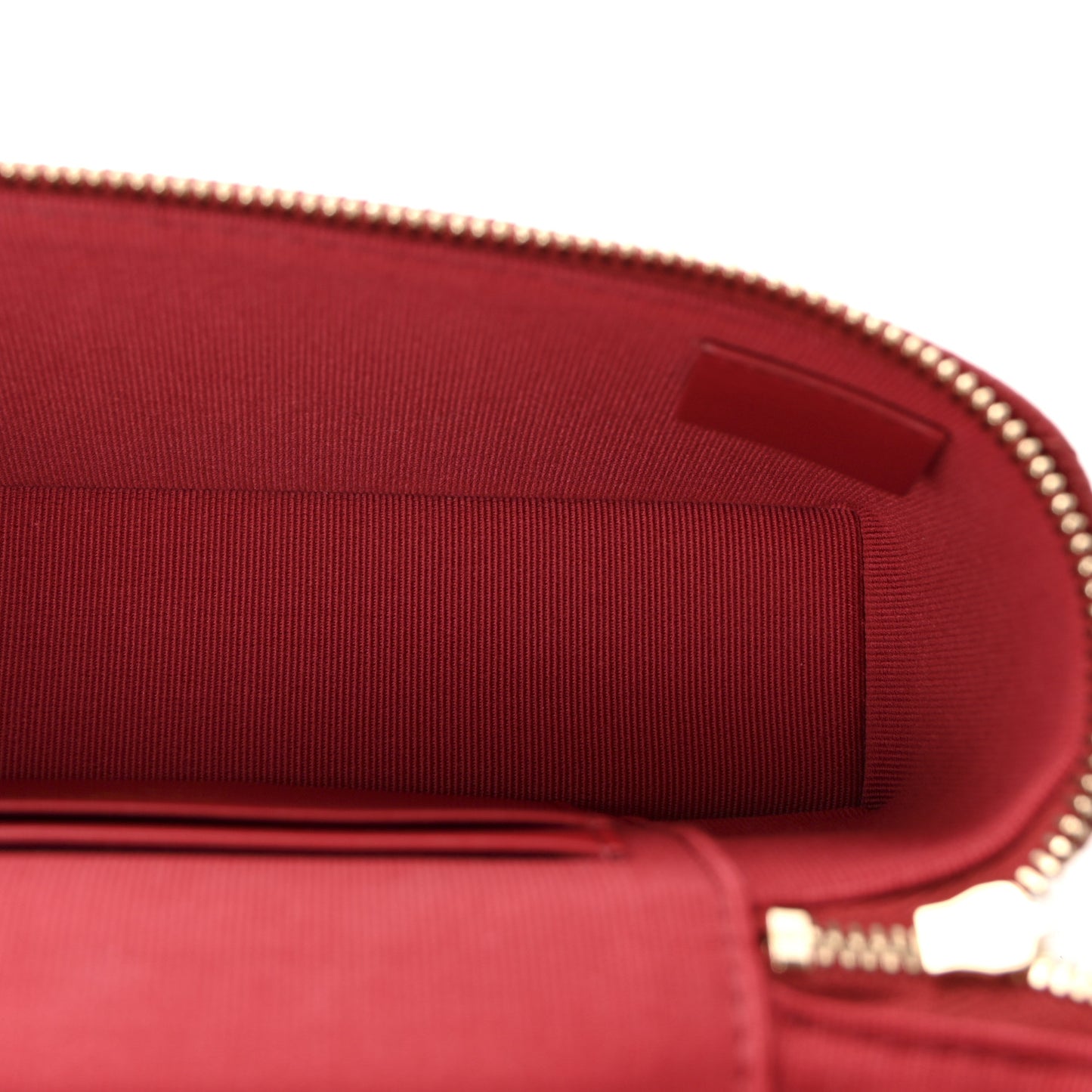 Caviar Quilted Top Handle Slim Vanity With Chain Red