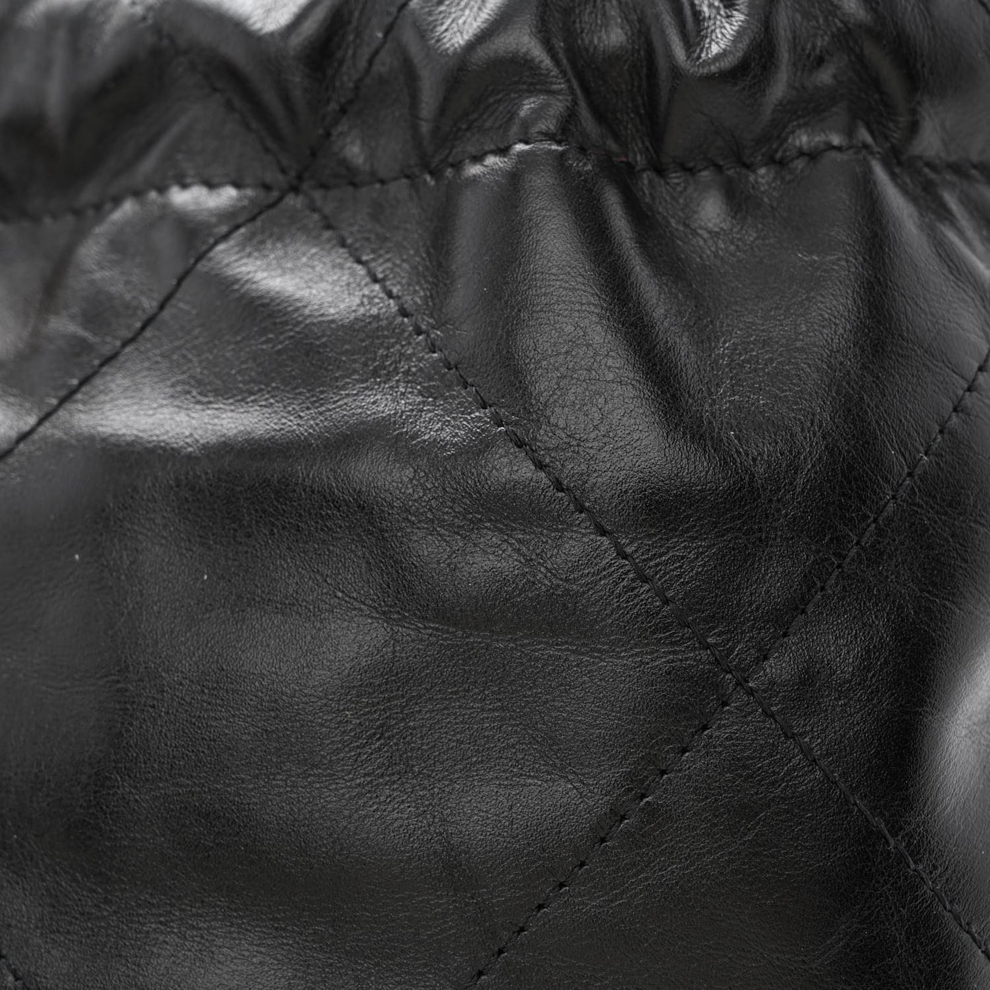 Shiny Calfskin Quilted Mini Chanel 22 Black