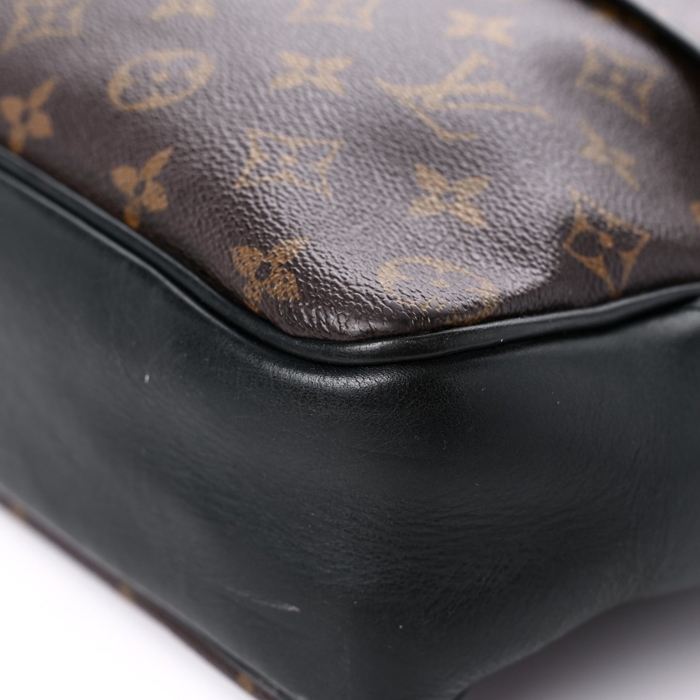 Monogram Macassar Bass GM