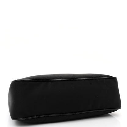 Prada Nylon Re-Edition 2005 Shoulder Bag Black 4 of 11