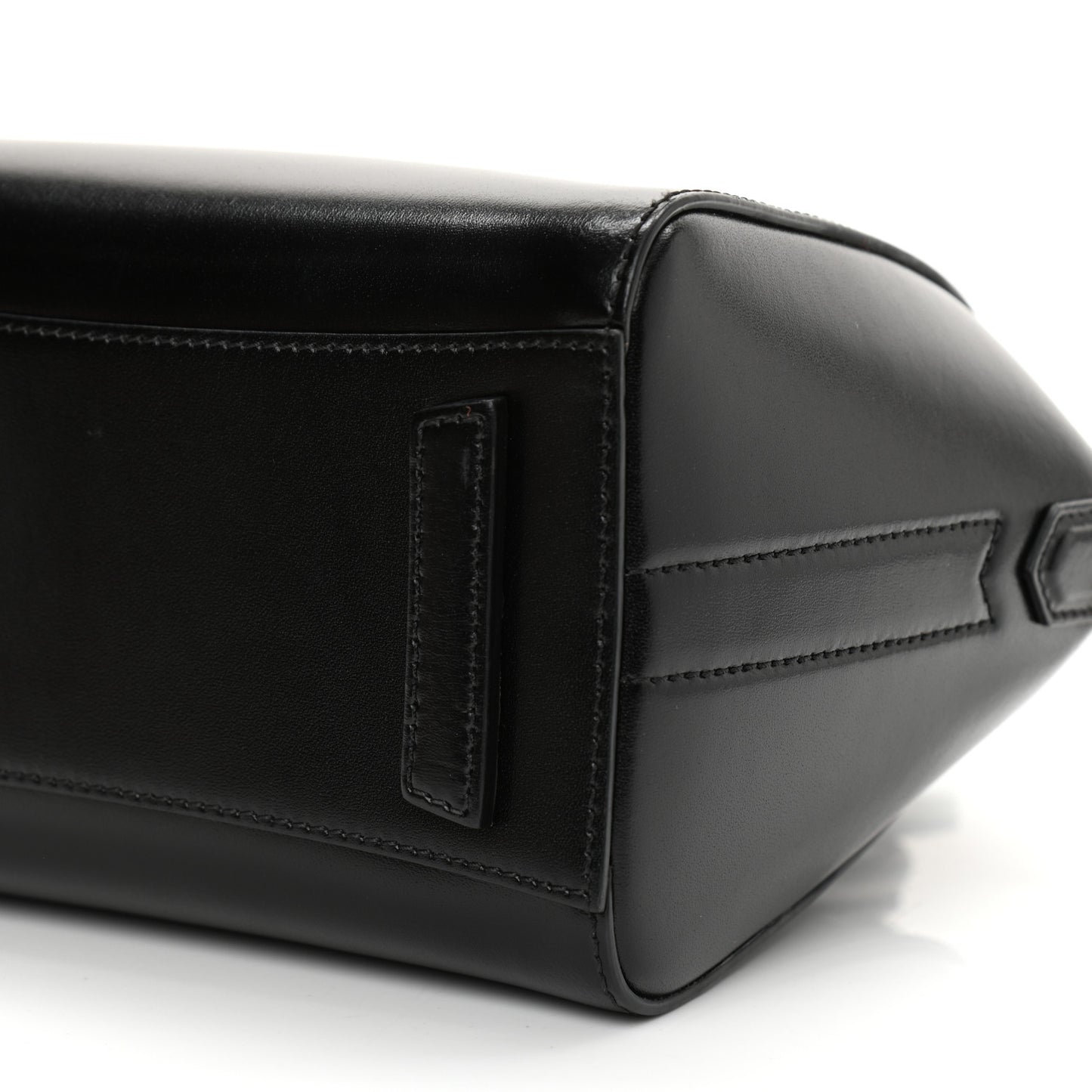 Shiny Lord Calfskin Mini Antigona Black