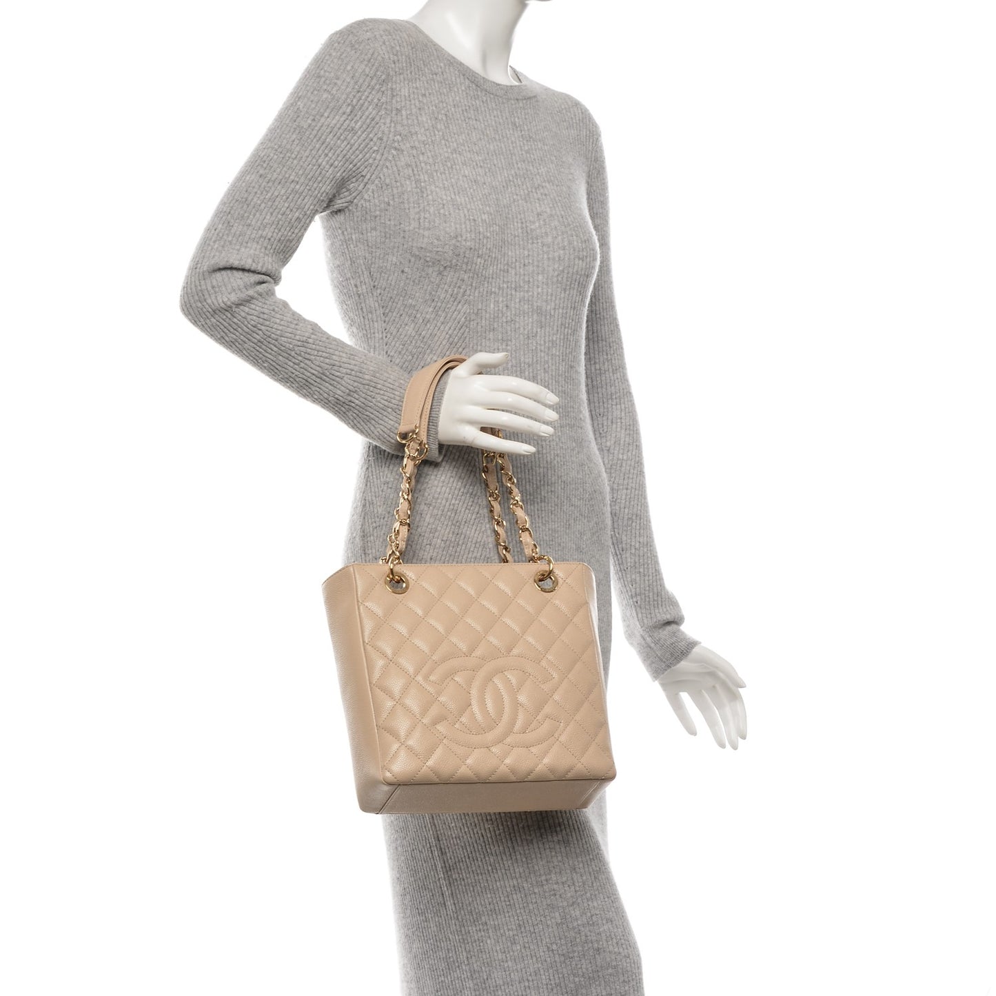 Caviar Quilted Petit Shopping Tote PST Beige Clair