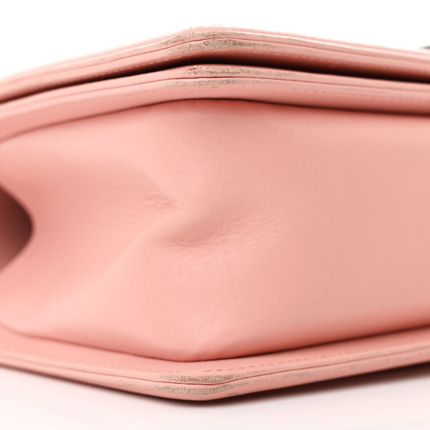 Lambskin Quilted Medium Boy Flap Light Pink