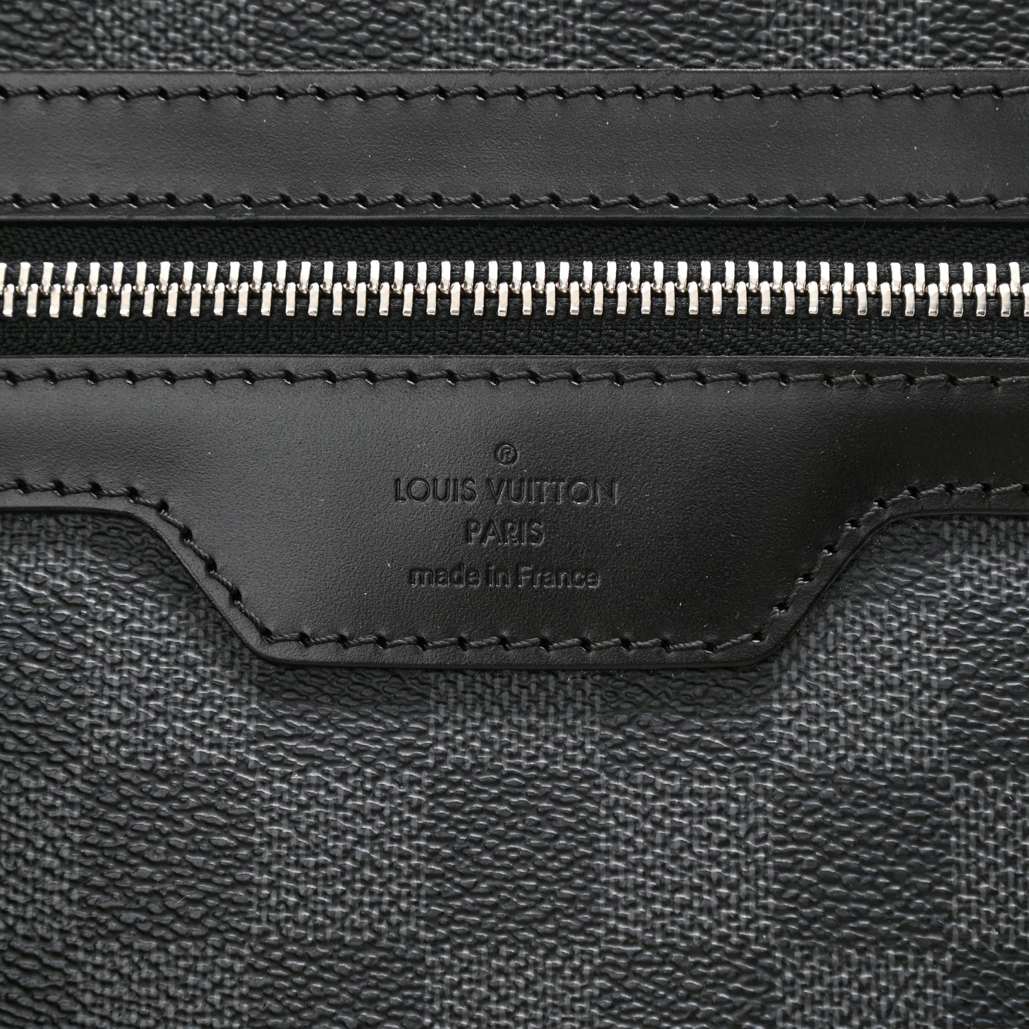 Louis Vuitton Damier Graphite Mick GM 6 of 7