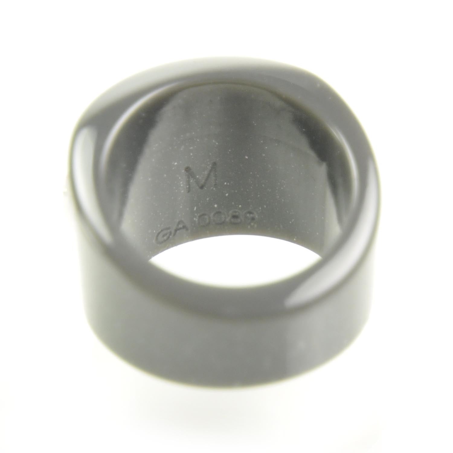 Louis Vuitton Glitter Resin Random Flower Ring Medium 5 of 5