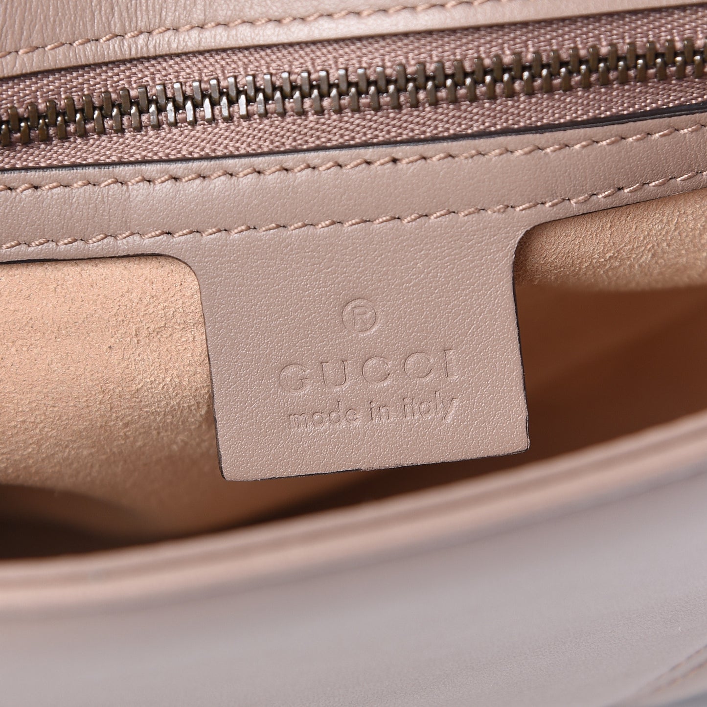 Calfskin Matelasse Small GG Marmont Shoulder Bag Porcelain Rose