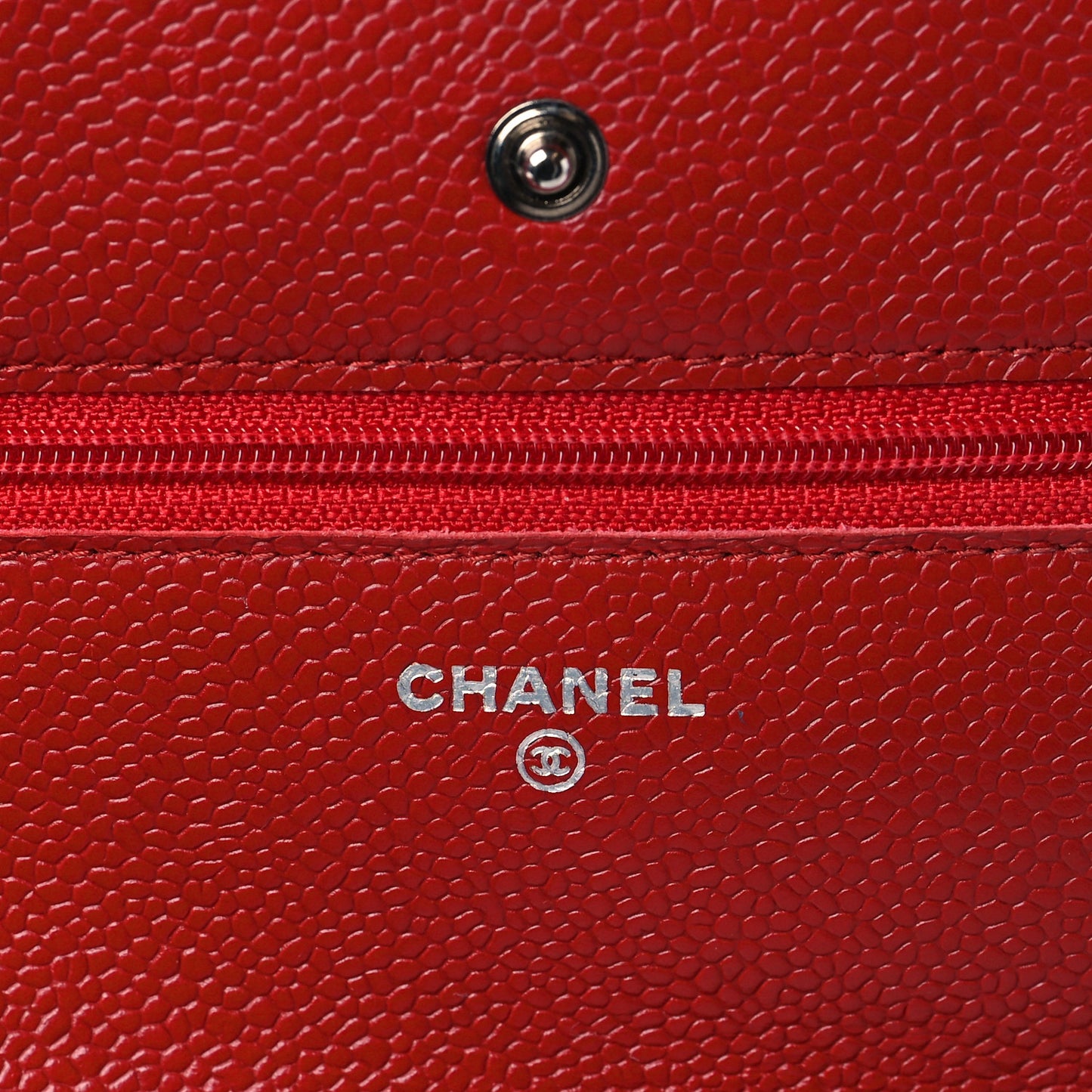 Caviar Quilted Wallet On Chain WOC Red