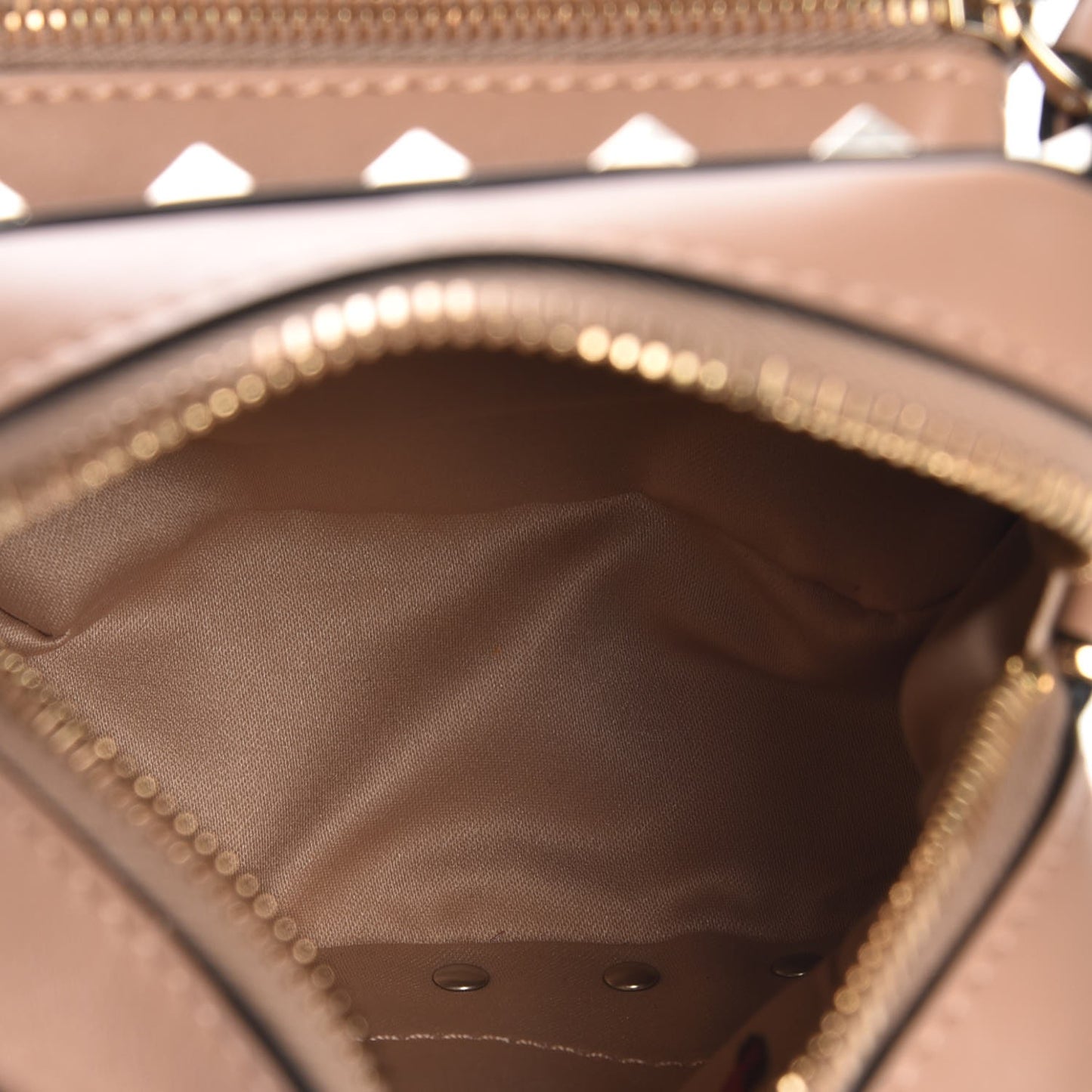 Calfskin Rockstud Double Pocket Chain Crossbody Bag Soft Noisette